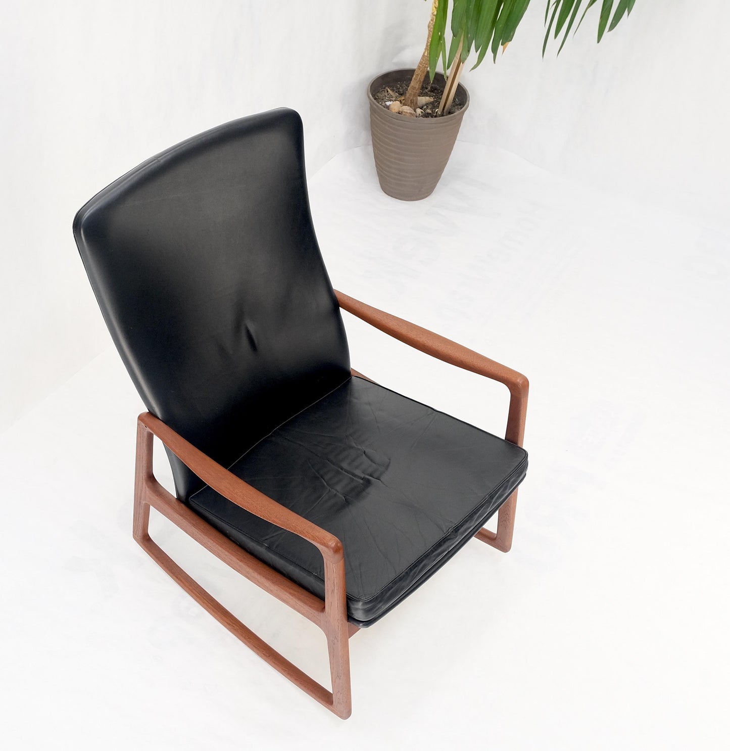 EstablishedLines Danish Mid-Century Modern Teak Leather Upholstery Lounge Rocking Chair MINT!