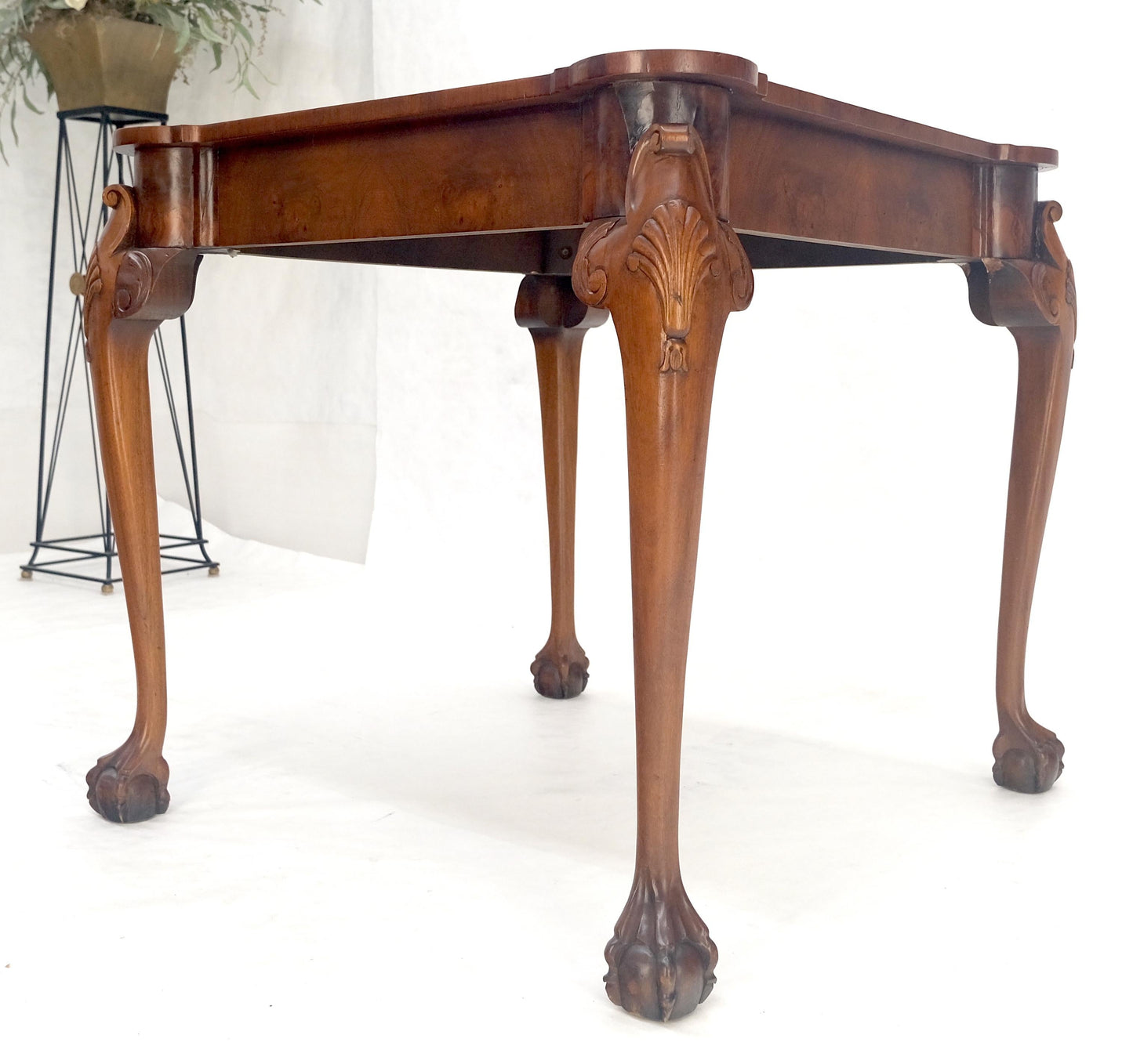 EstablishedLines Leather Top Chippendale Style Ball & Claw Feet Backgammon Chess Game Table MINT!