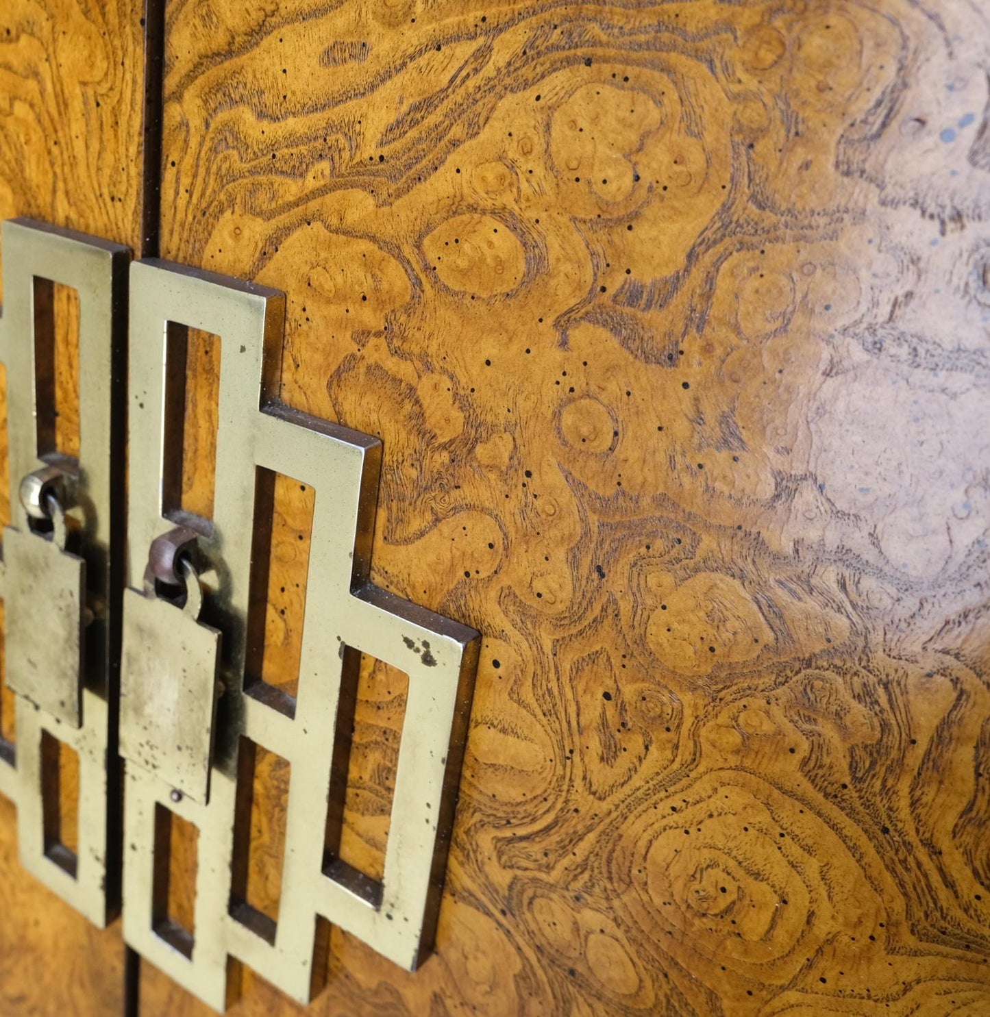 EstablishedLines Burl Wood Black Ebonized Border 9 Drawers Long Dresser Credenza Brass Pulls Mint