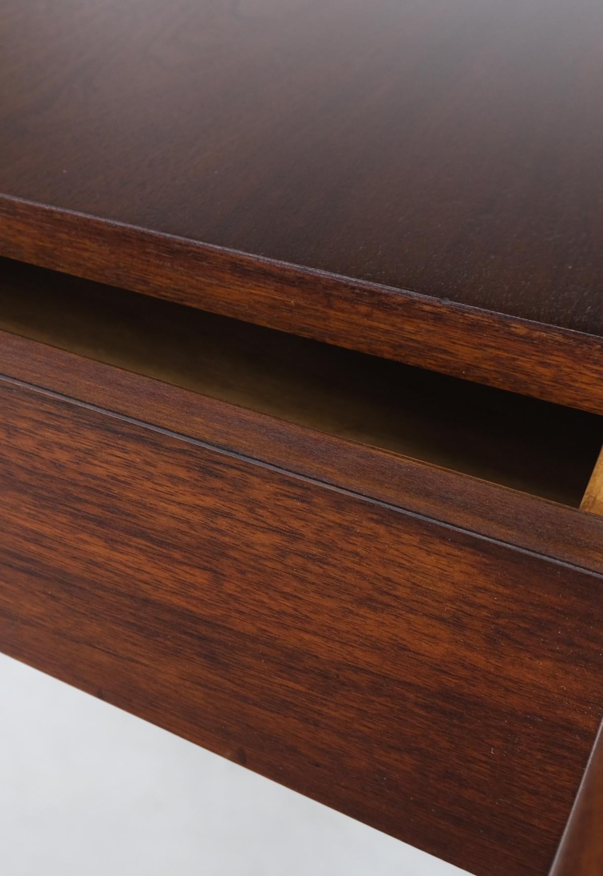EstablishedLines Knoll Risom One Drawer Oiled Walnut Tapered Legs End Side Table Stand Decor Mint