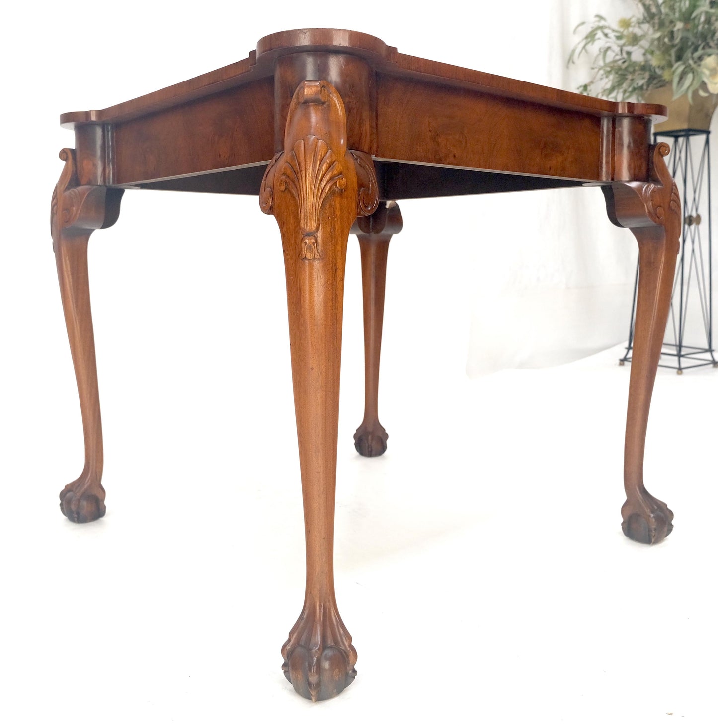 EstablishedLines Leather Top Chippendale Style Ball & Claw Feet Backgammon Chess Game Table MINT!