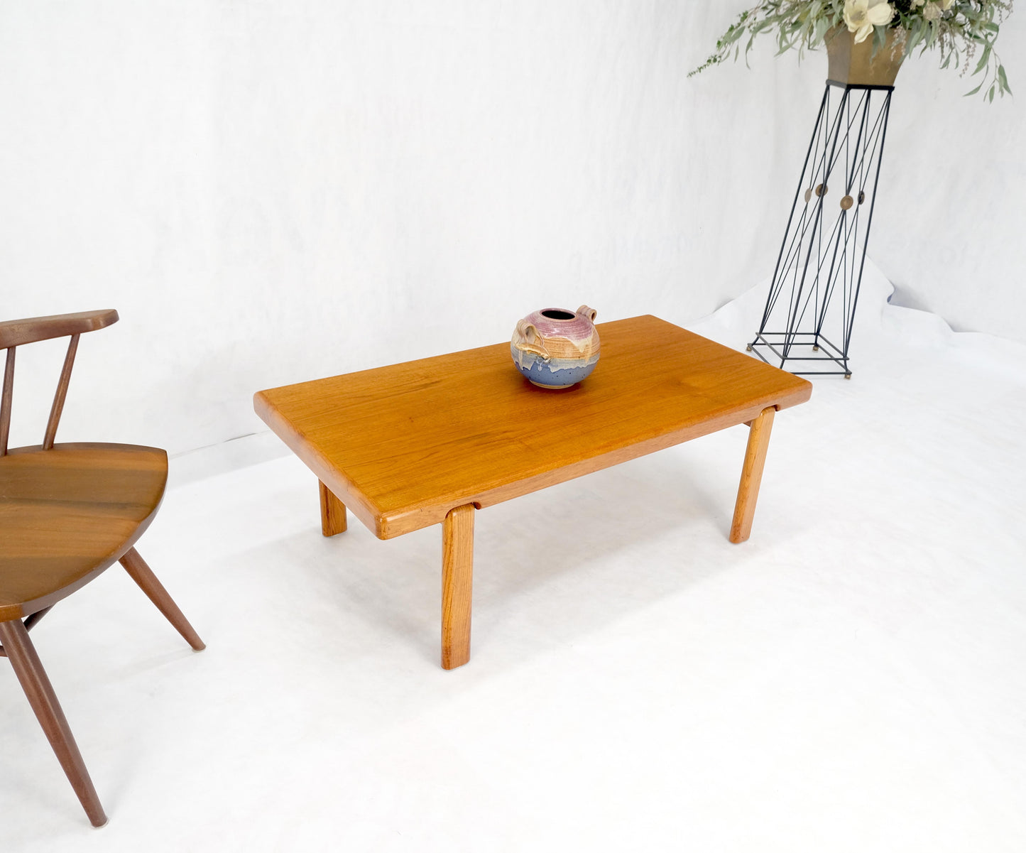 EstablishedLines Danish Mid Century Modern Compact Rectangle Solid Teak Legs Coffee Table MINT