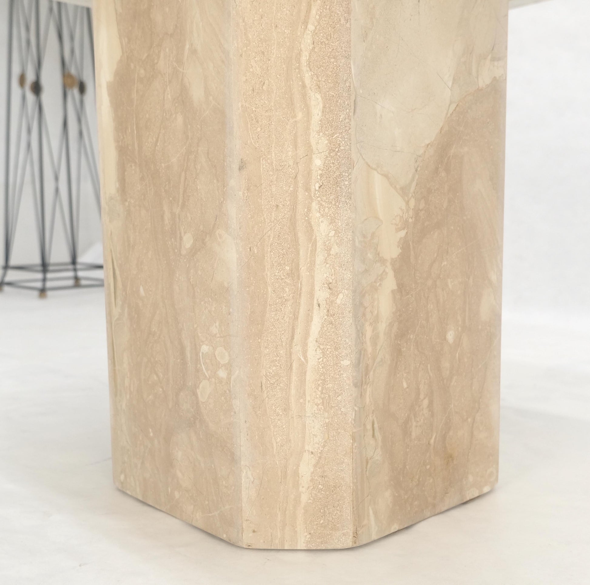 EstablishedLines Polished 27x27" Travertine Square Top Single Pedestal Side End Lamp Table Mint