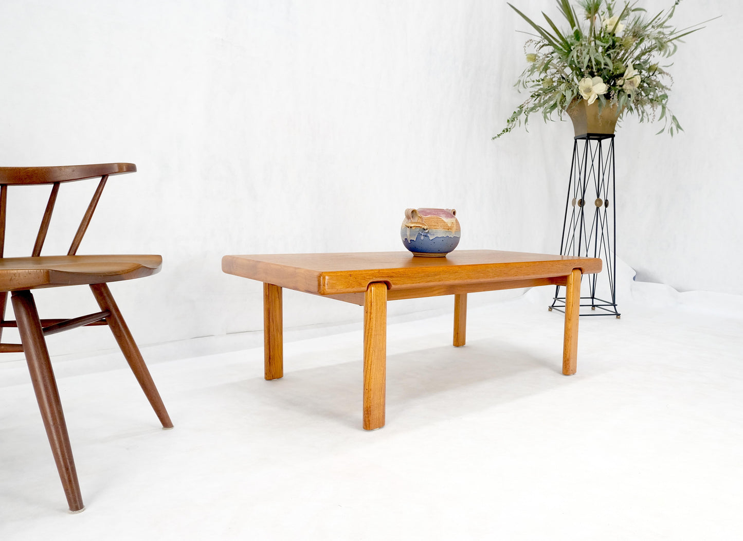 EstablishedLines Danish Mid Century Modern Compact Rectangle Solid Teak Legs Coffee Table MINT