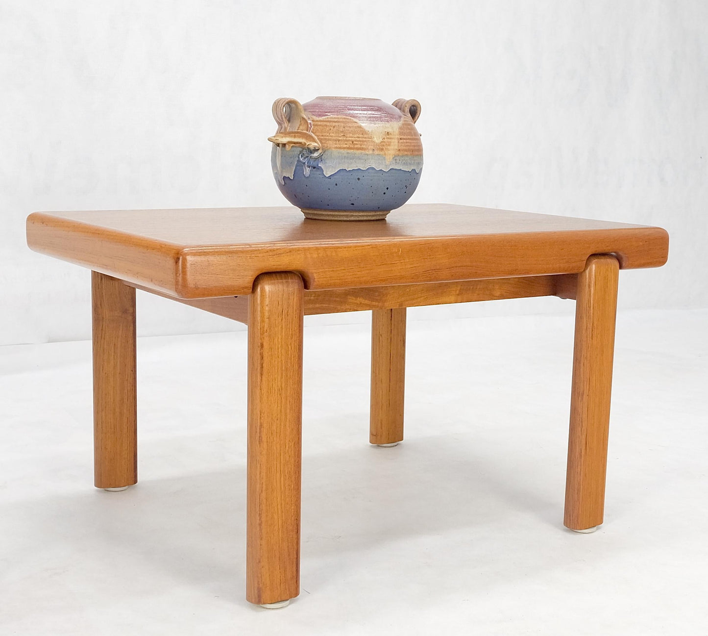 EstablishedLines Danish Mid Century Modern Solid Teak Legs Compact Rectangle Coffee Table MINT!