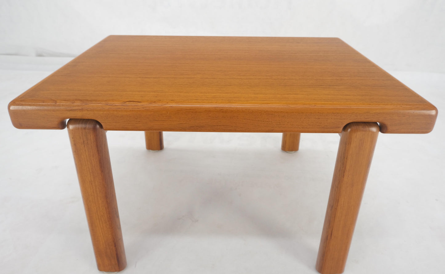 EstablishedLines Danish Mid Century Modern Solid Teak Legs Compact Rectangle Coffee Table MINT!