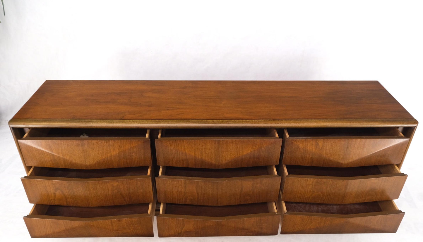 EstablishedLines Mid-Century Modern Sculpted Walnut 9 Diamond Front Drawers Dresser Mint