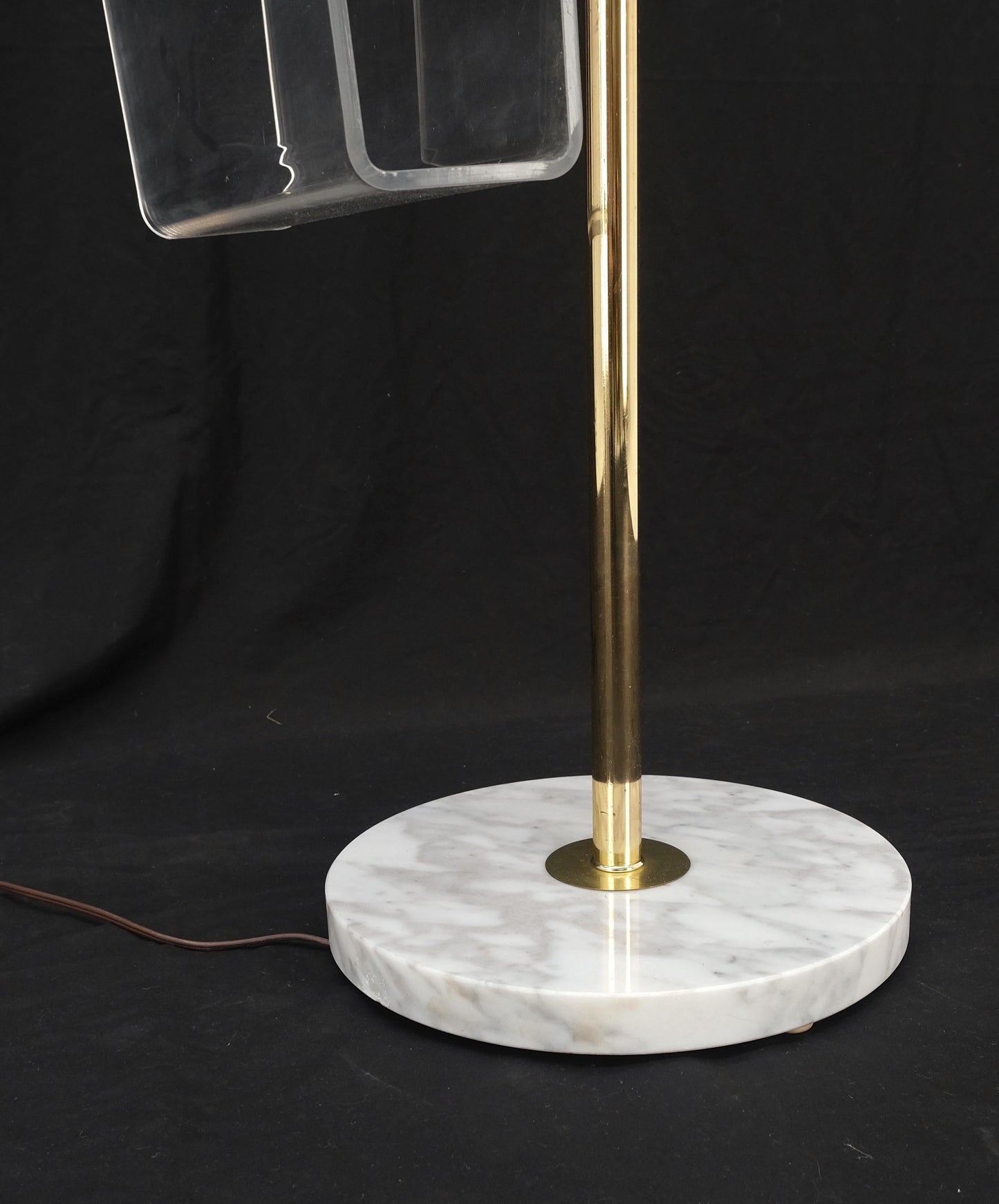 EstablishedLines Round Marble Base Brass Floor lamp Integrated Lucite Table Magazine Rack MINT!
