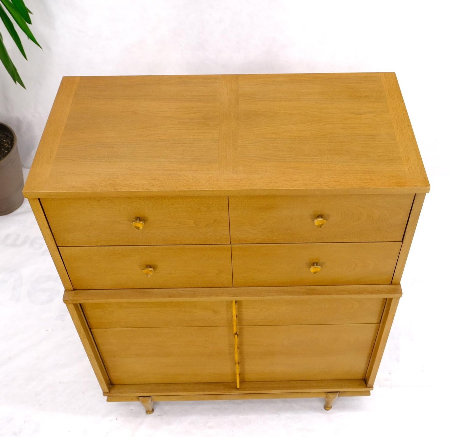 EstablishedLines Mid-Century Modern Floating Base 5 Drawers High Chest Dresser