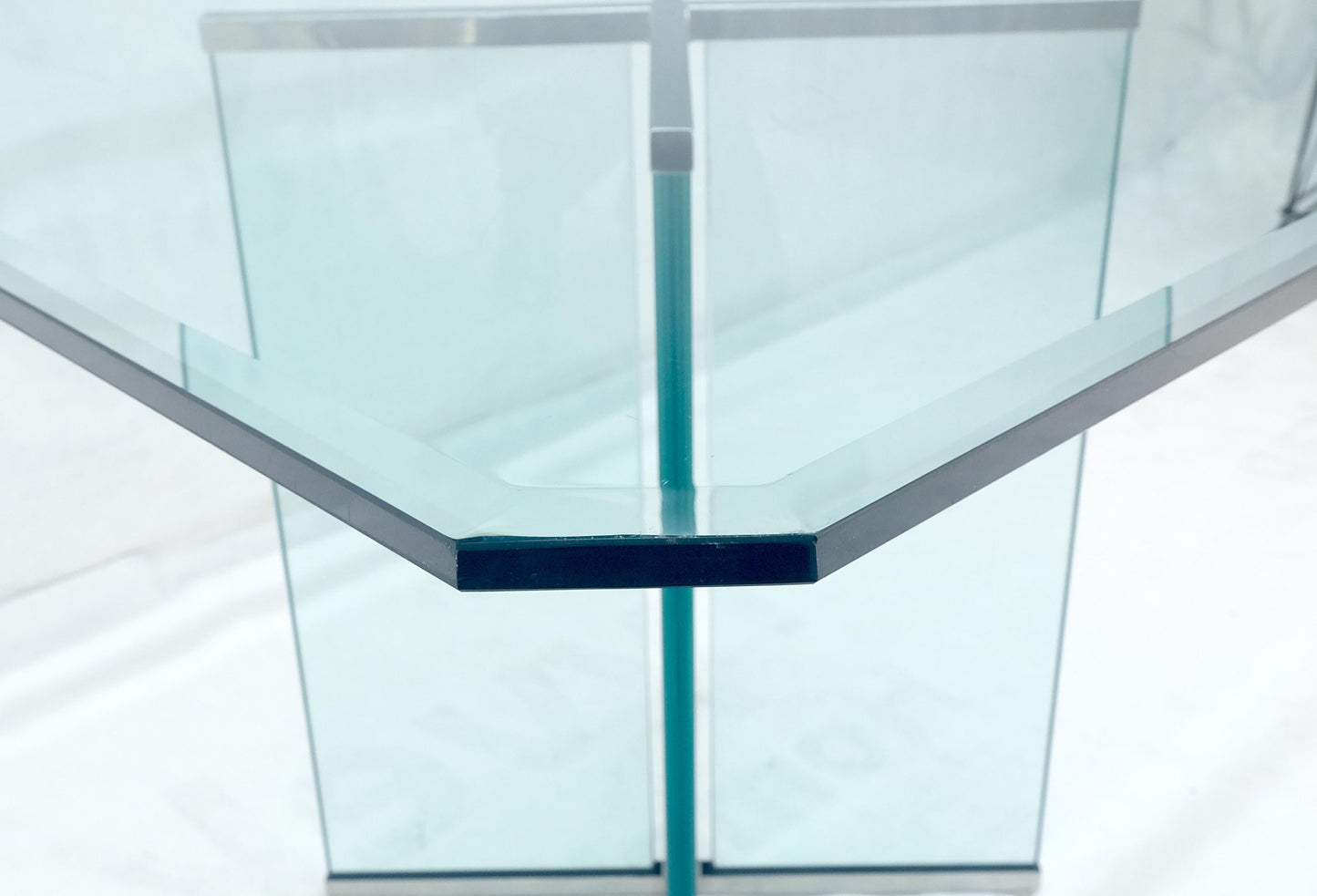 Italian Mid Century Modern 3/4" Thick Beveled Glass Single Pedestal Dining Table