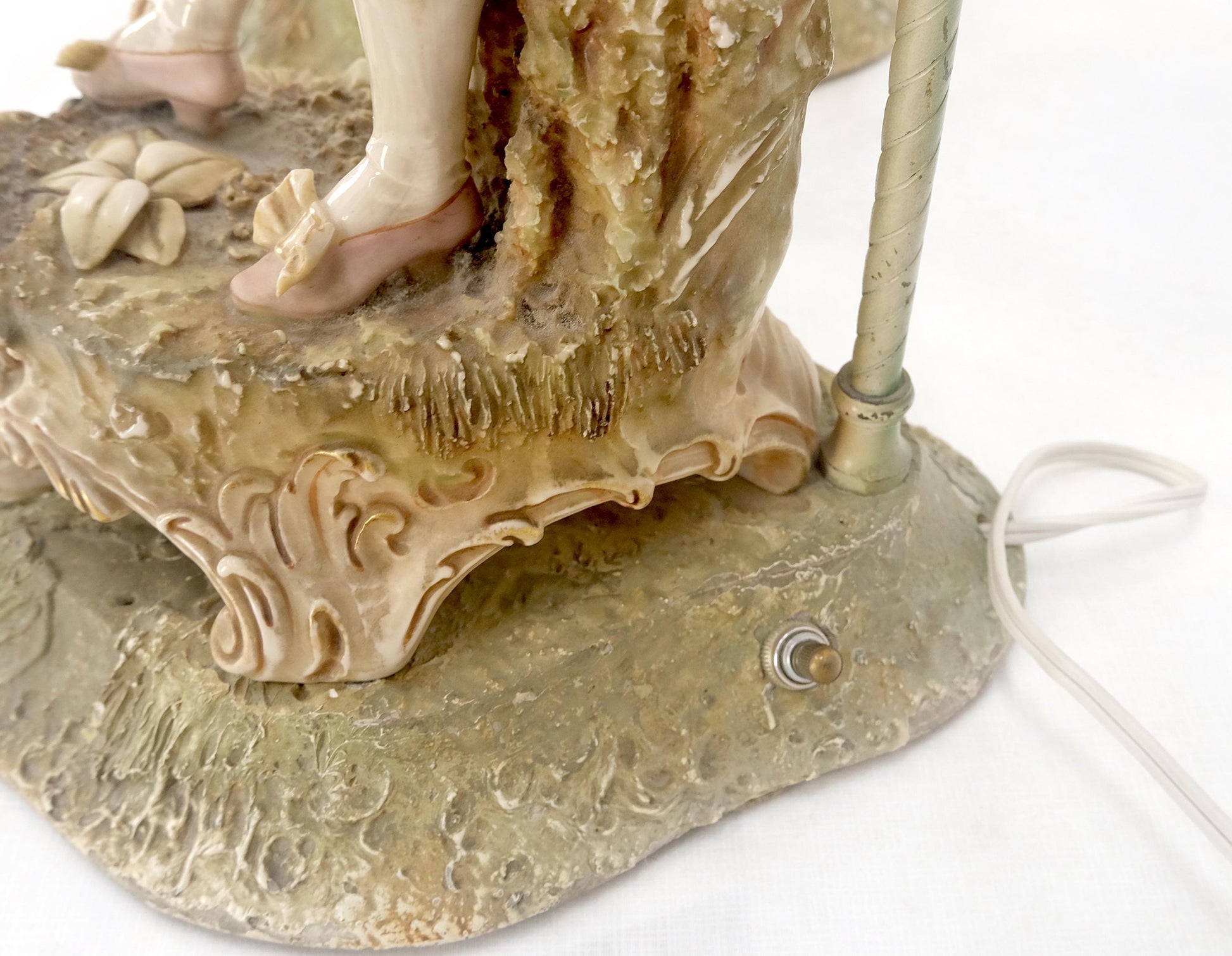 EstablishedLines Pair of Large Porcelain Ceramic Dancing Very Fine Figurines Table Lamps MINT!