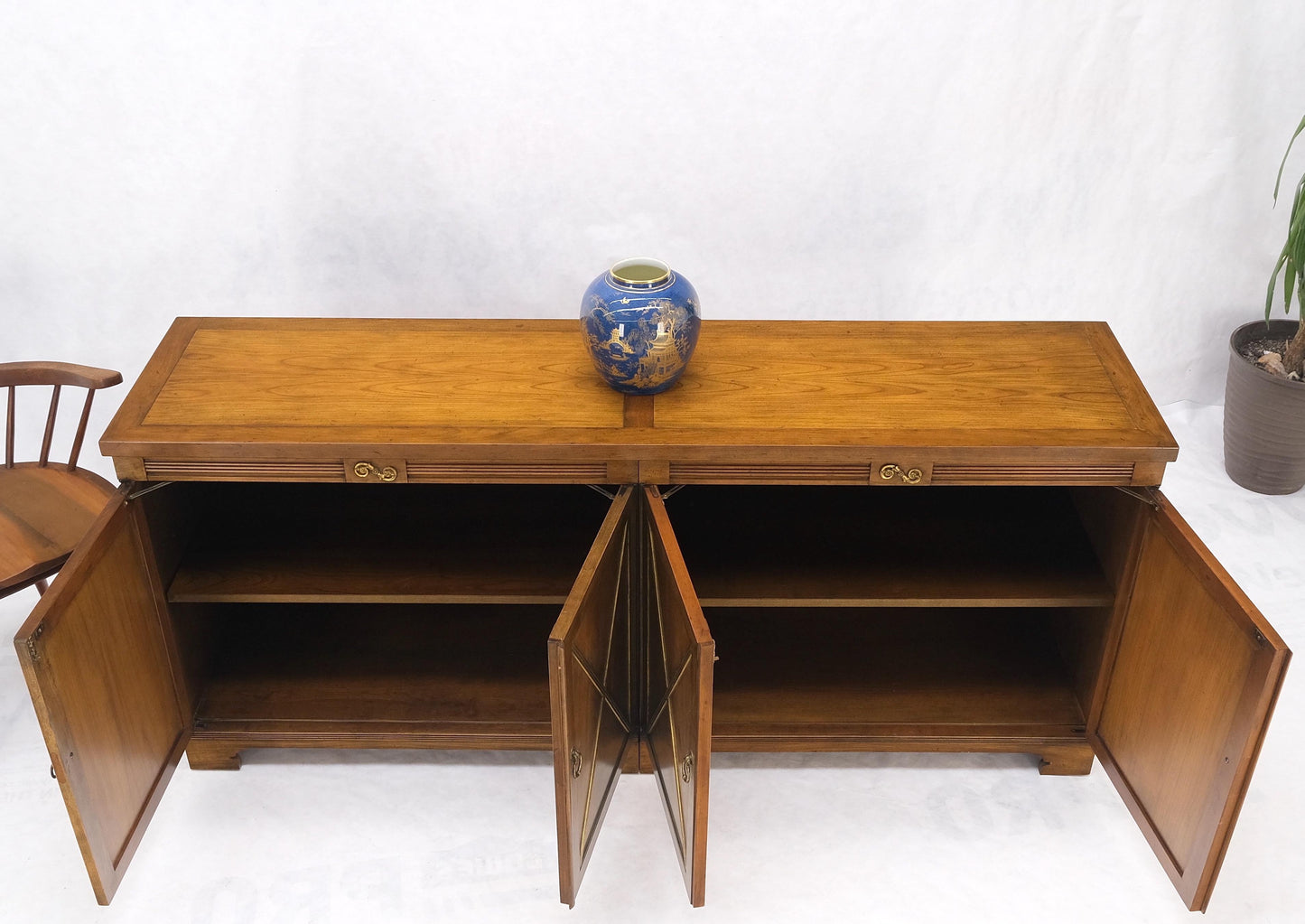 EstablishedLines Baker Double Doors Compartments Long Credenza Sideboard Buffet Cabinet MINT!