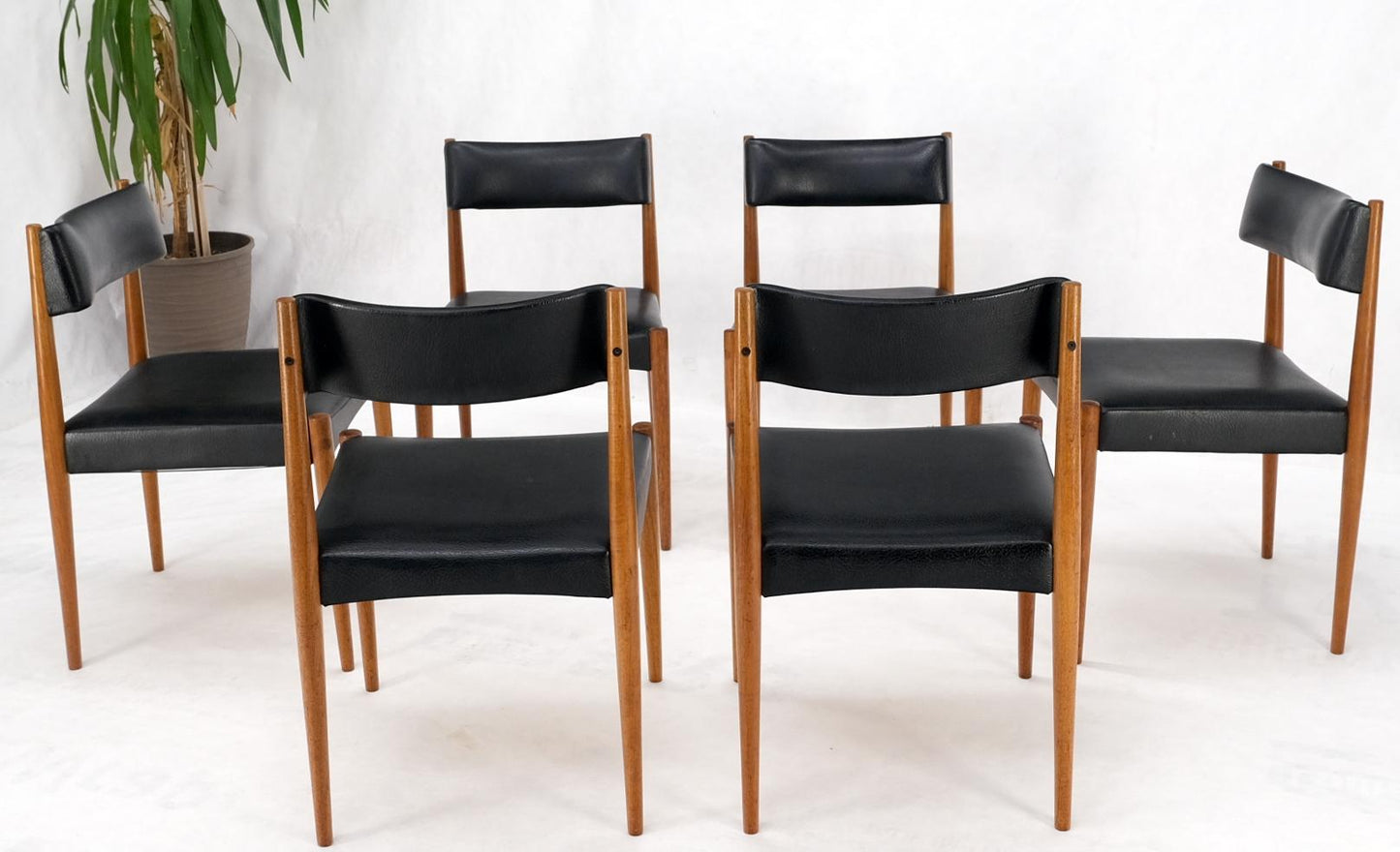 EstablishedLines Set of 6 Danish Teak Mid Century Modern Dining Chairs in Black Upholstery