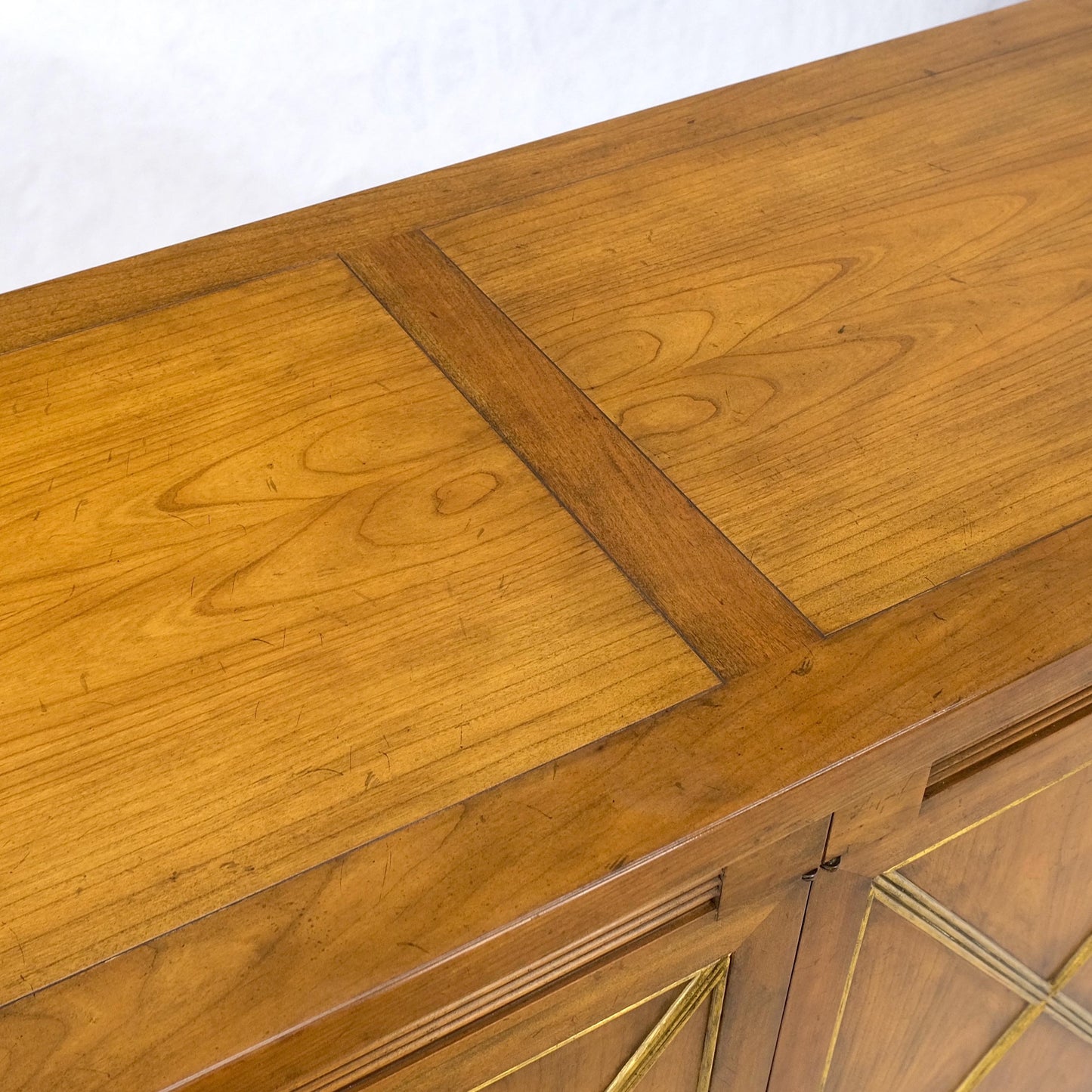 EstablishedLines Baker Double Doors Compartments Long Credenza Sideboard Buffet Cabinet MINT!