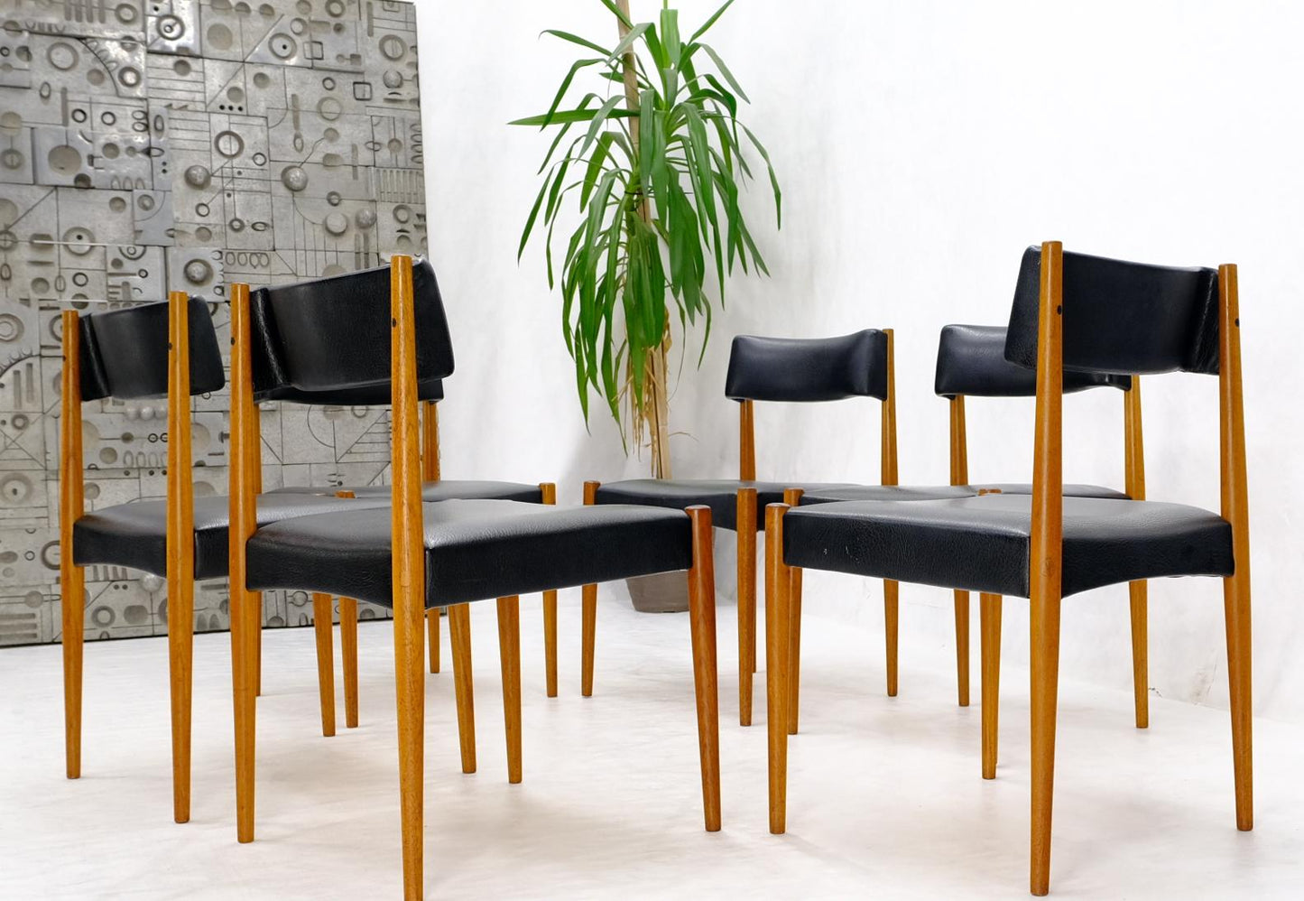 EstablishedLines Set of 6 Danish Teak Mid Century Modern Dining Chairs in Black Upholstery
