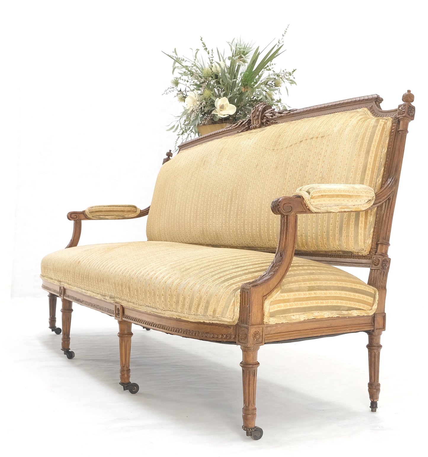 EstablishedLines Fine French Carved Walnut Gold Shipped Upholstery Fabric Sofa MINT!