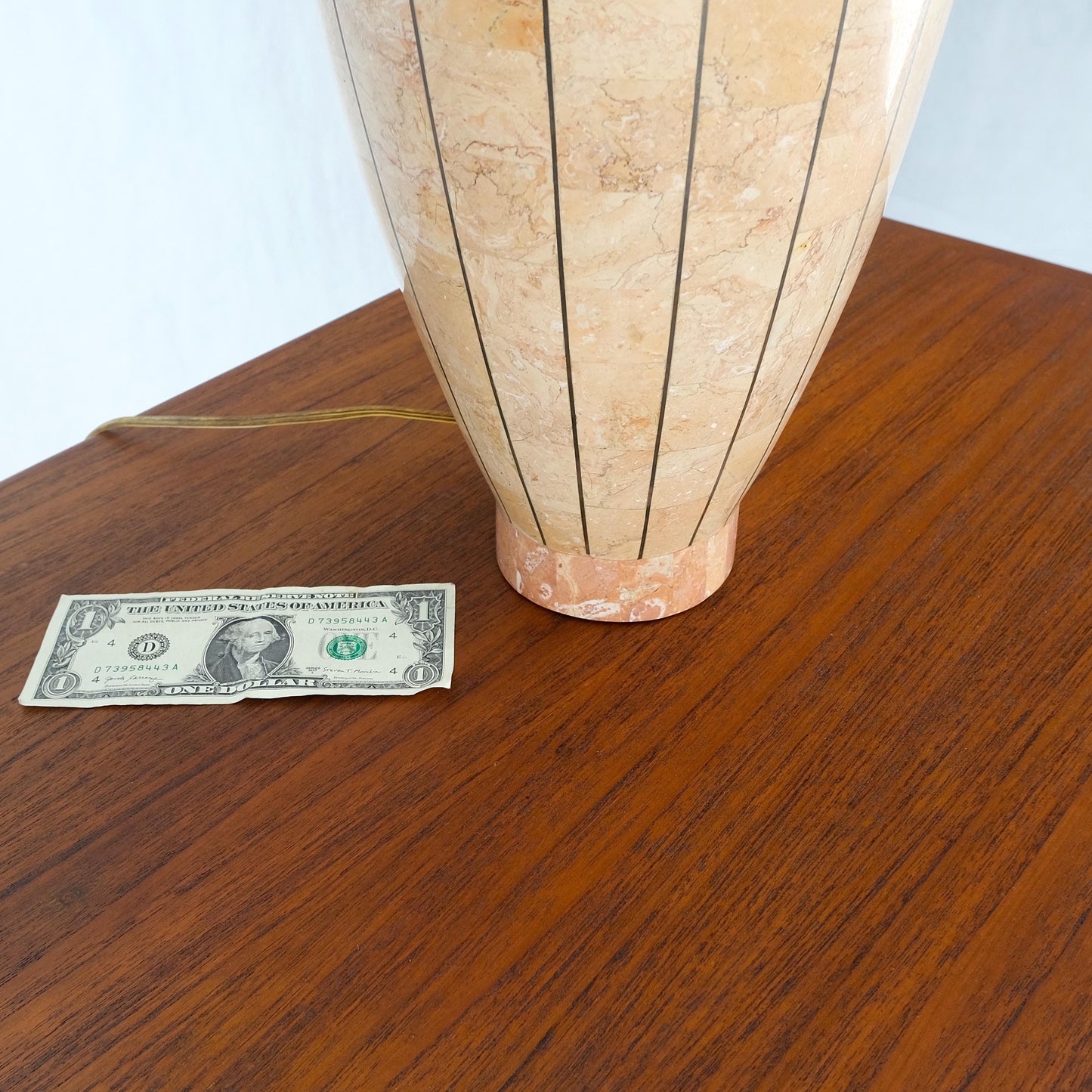 EstablishedLines Onion Shape Tessellated Stone Brass Inlay Table Lamp Mint!