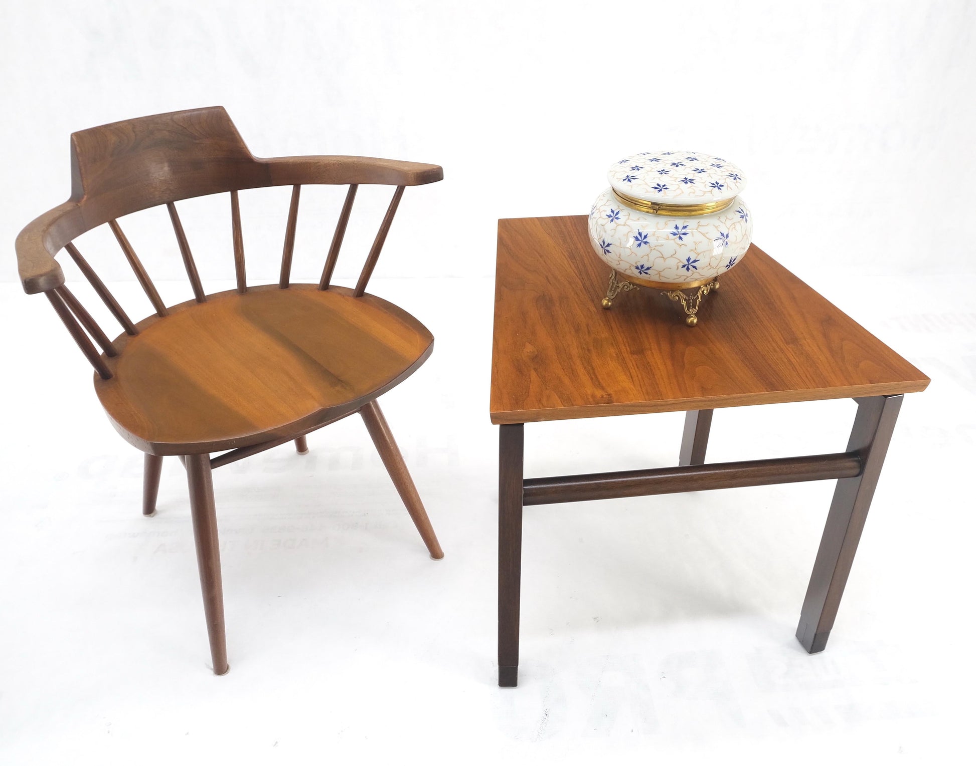 EstablishedLines Set of Trapezoid Walnut Mid Century Modern Nesting Stacking End Side Tables MINT