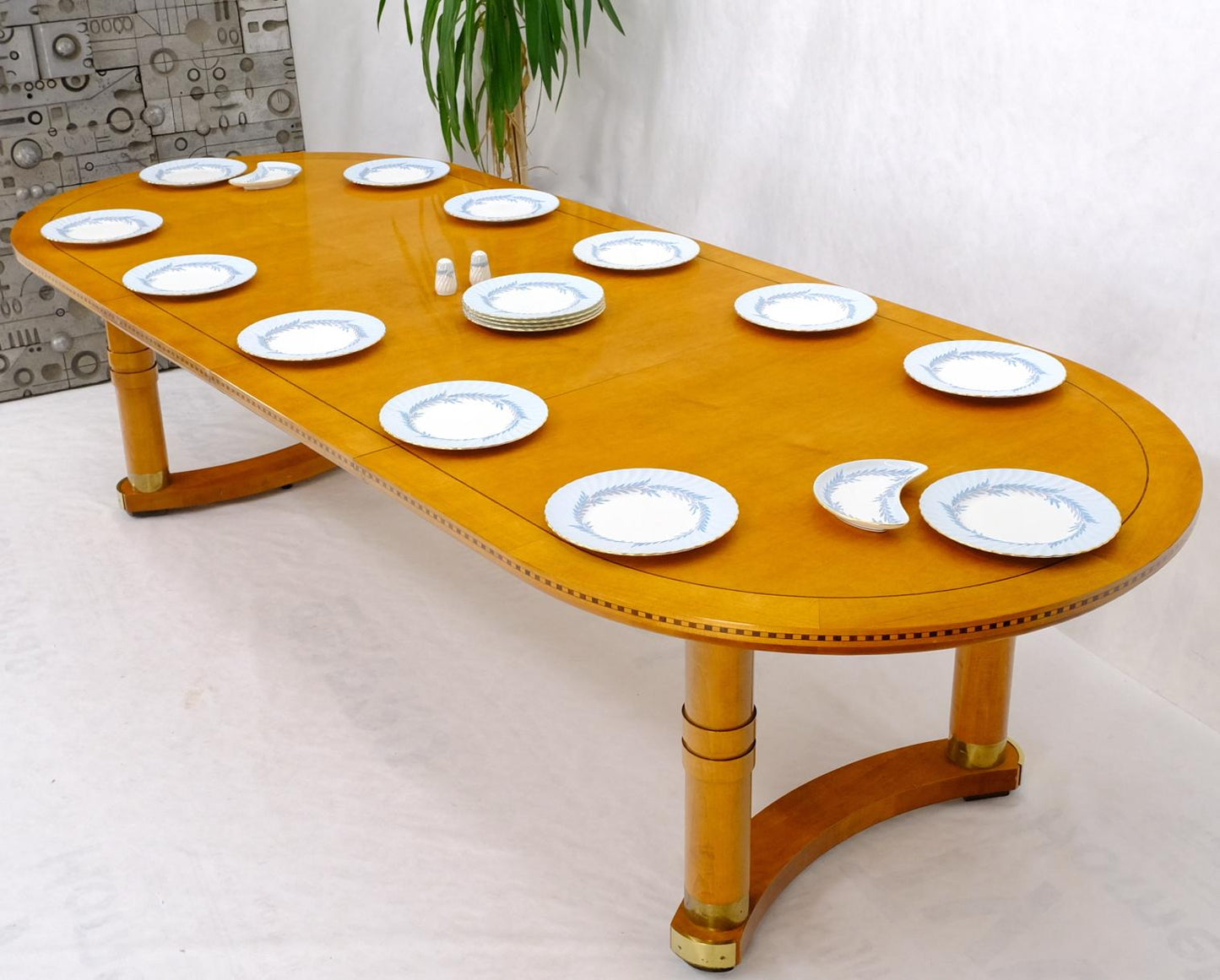 EstablishedLines Set of 16 Minton Porcelain China Made in England Diner Plates Salt & Pepper Set