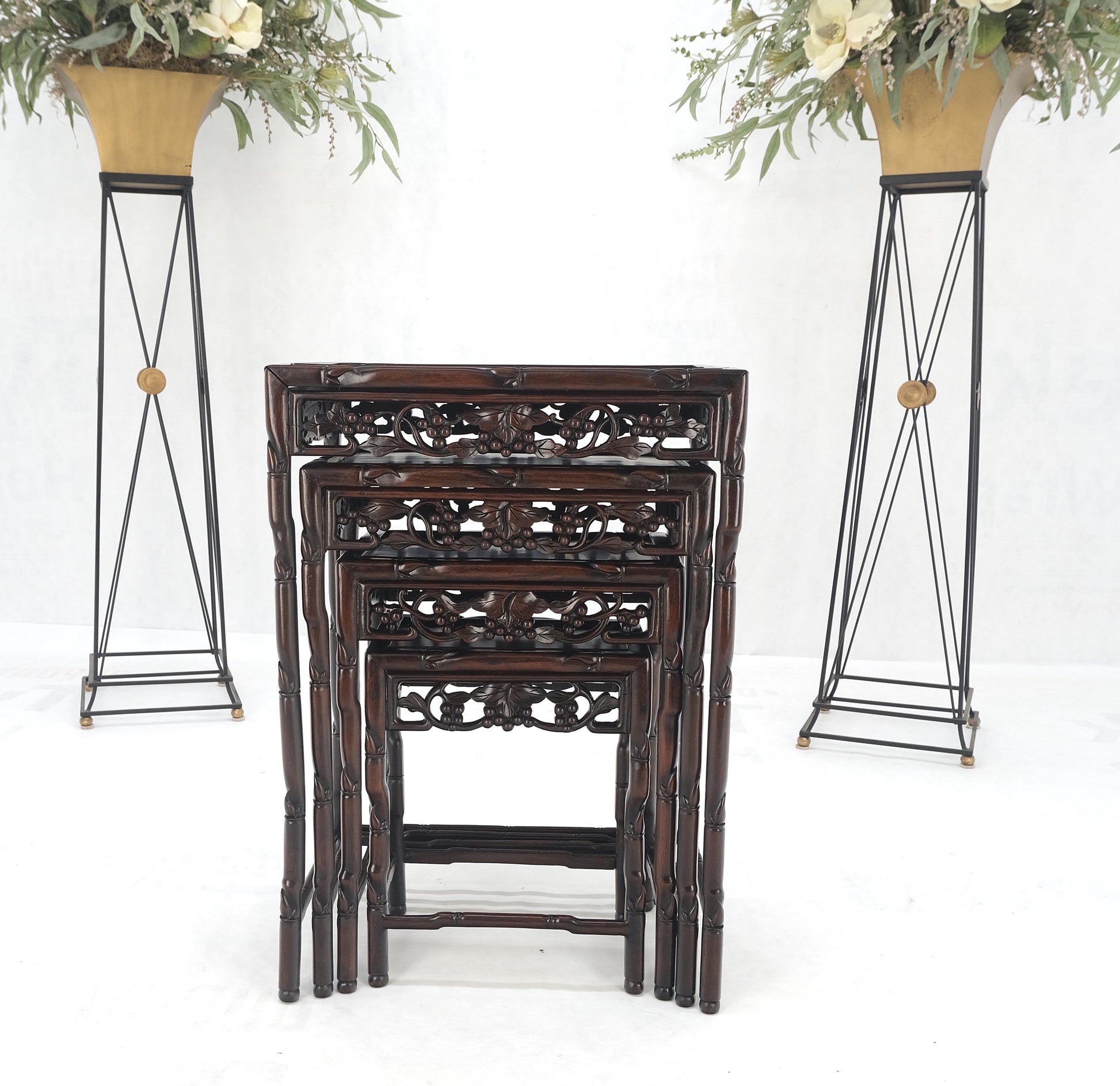 EstablishedLines Set of 4 Nesting Stacking Carved Rosewood End Side Occasional Tables Set Mint!
