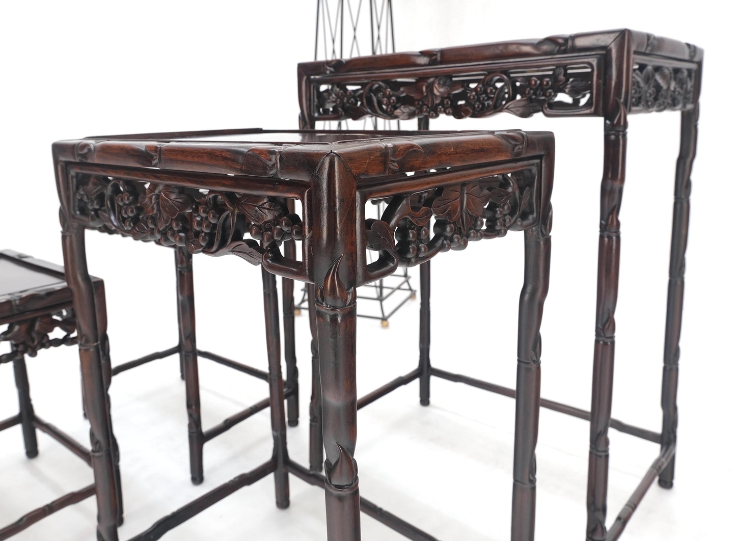 EstablishedLines Set of 4 Nesting Stacking Carved Rosewood End Side Occasional Tables Set Mint!