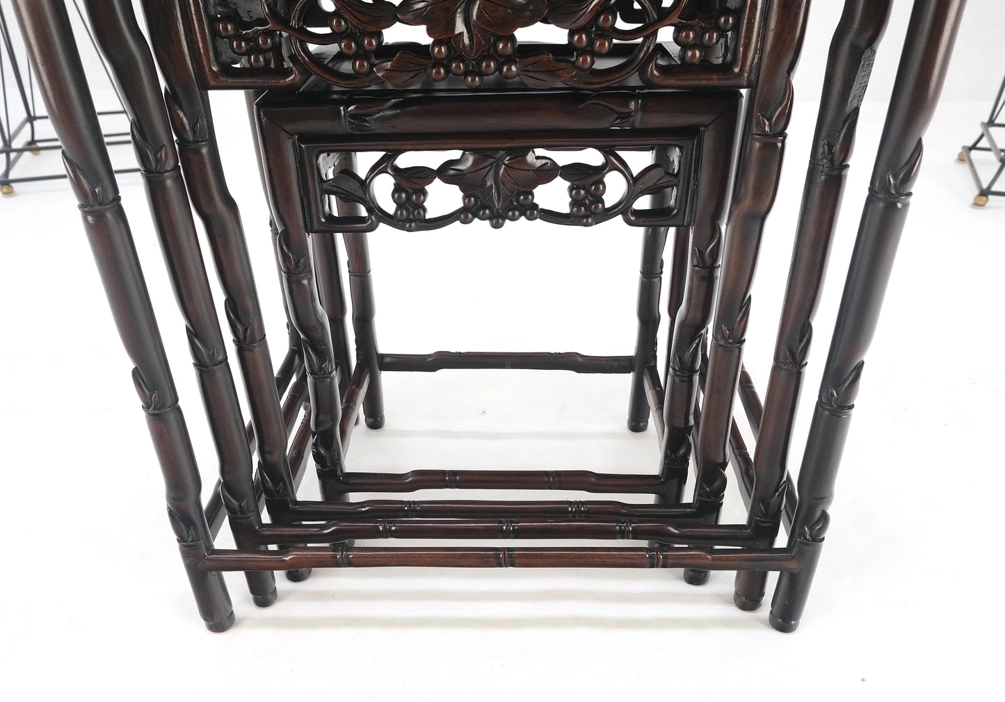 EstablishedLines Set of 4 Nesting Stacking Carved Rosewood End Side Occasional Tables Set Mint!