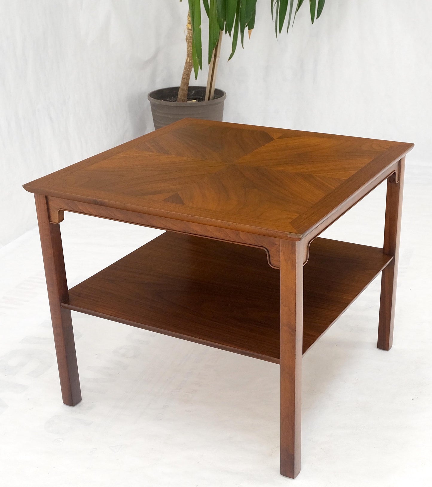 EstablishedLines Henredon Heritage Square Walnut Two Tier Side End Coffee Table MINT!