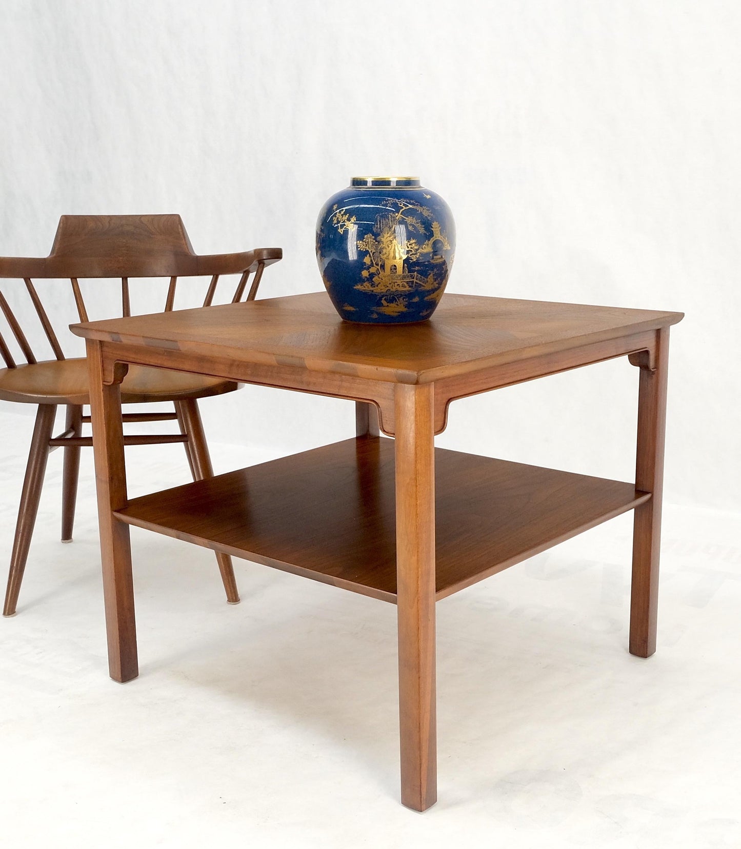 EstablishedLines Henredon Heritage Square Walnut Two Tier Side End Coffee Table MINT!