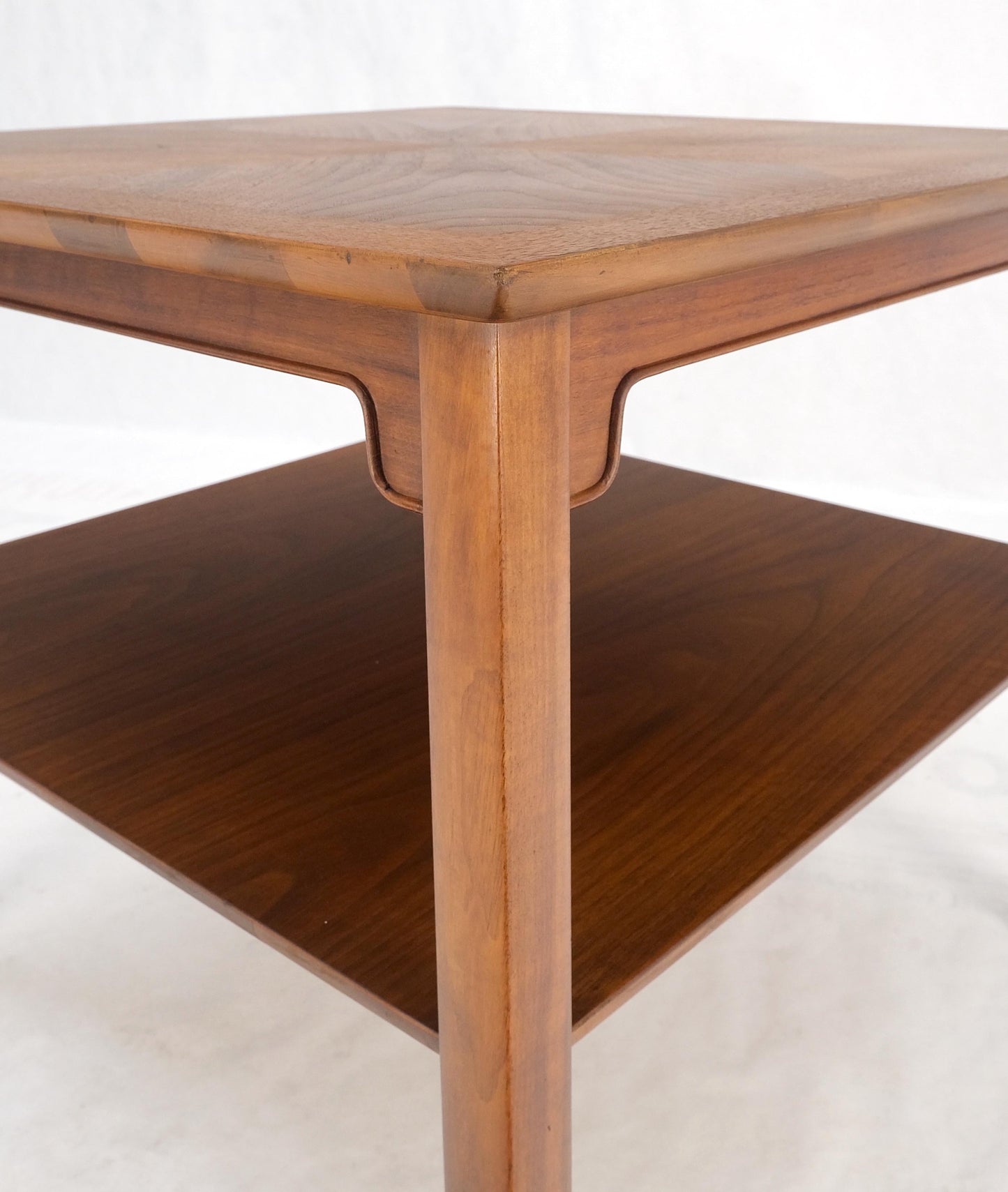 EstablishedLines Henredon Heritage Square Walnut Two Tier Side End Coffee Table MINT!
