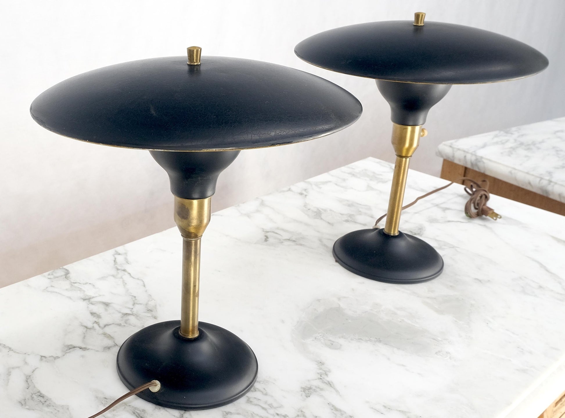 EstablishedLines Pair Metal Shades Black & Gold Mushroom Shape Table Lamps MINT