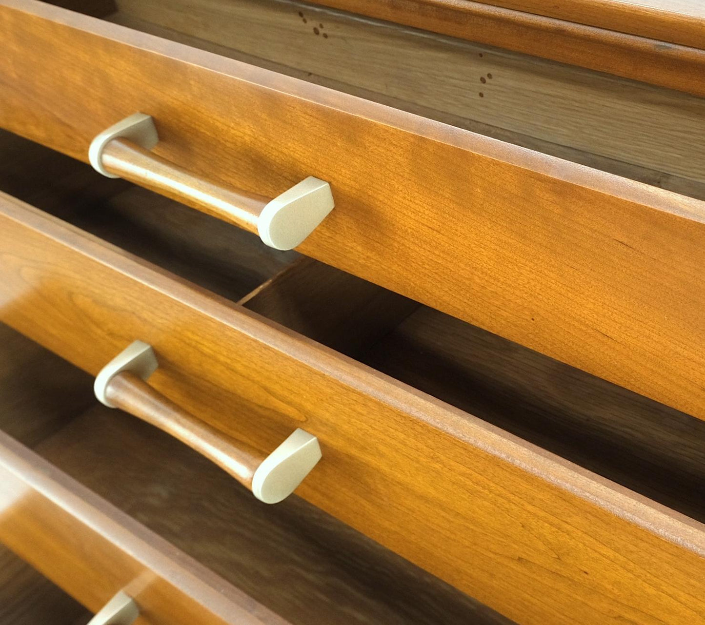 EstablishedLines Solid Cherry Mid-Century Modern 8 Drawers Long Credenza Dresser Renzo Ruttily