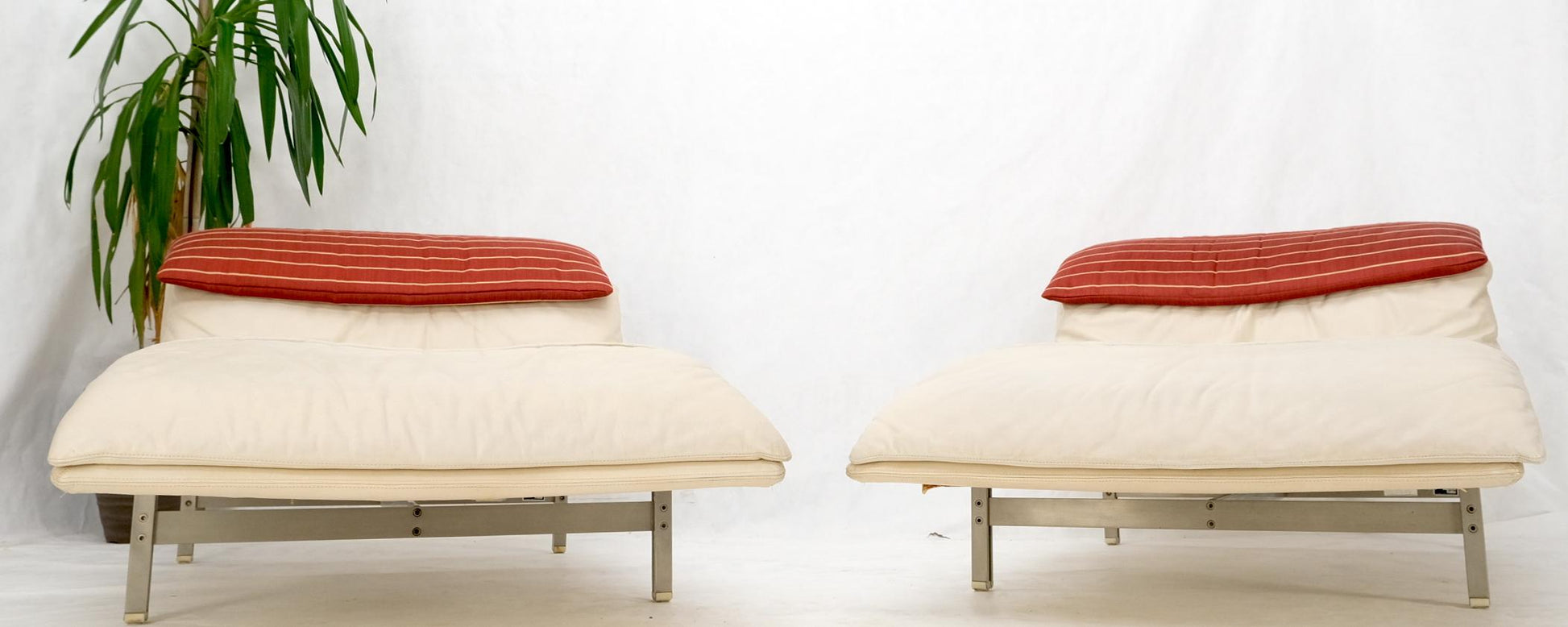 EstablishedLines Pair of Sapority Italian Mid Century Modern Leather Chaise Lounges