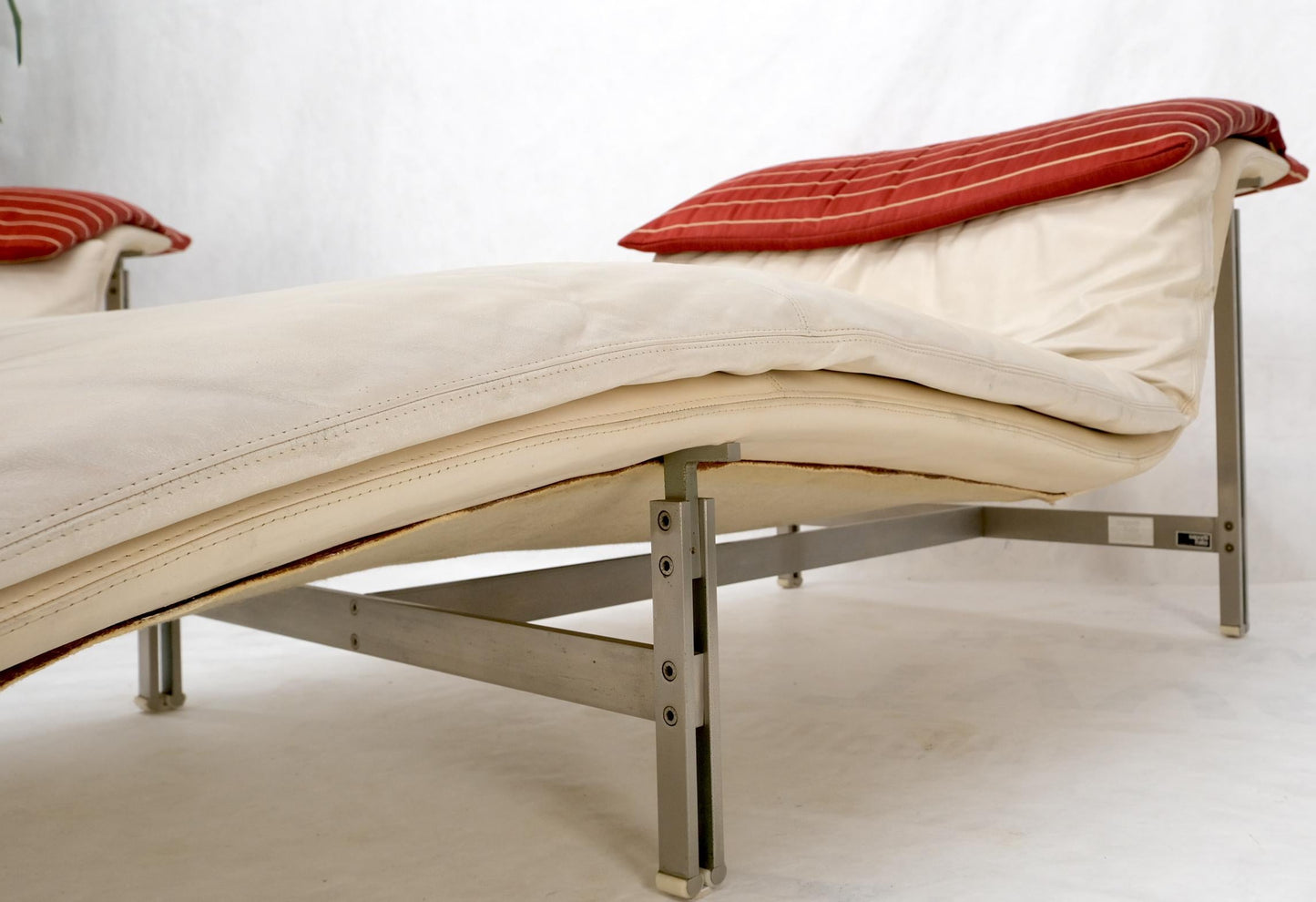 EstablishedLines Pair of Sapority Italian Mid Century Modern Leather Chaise Lounges