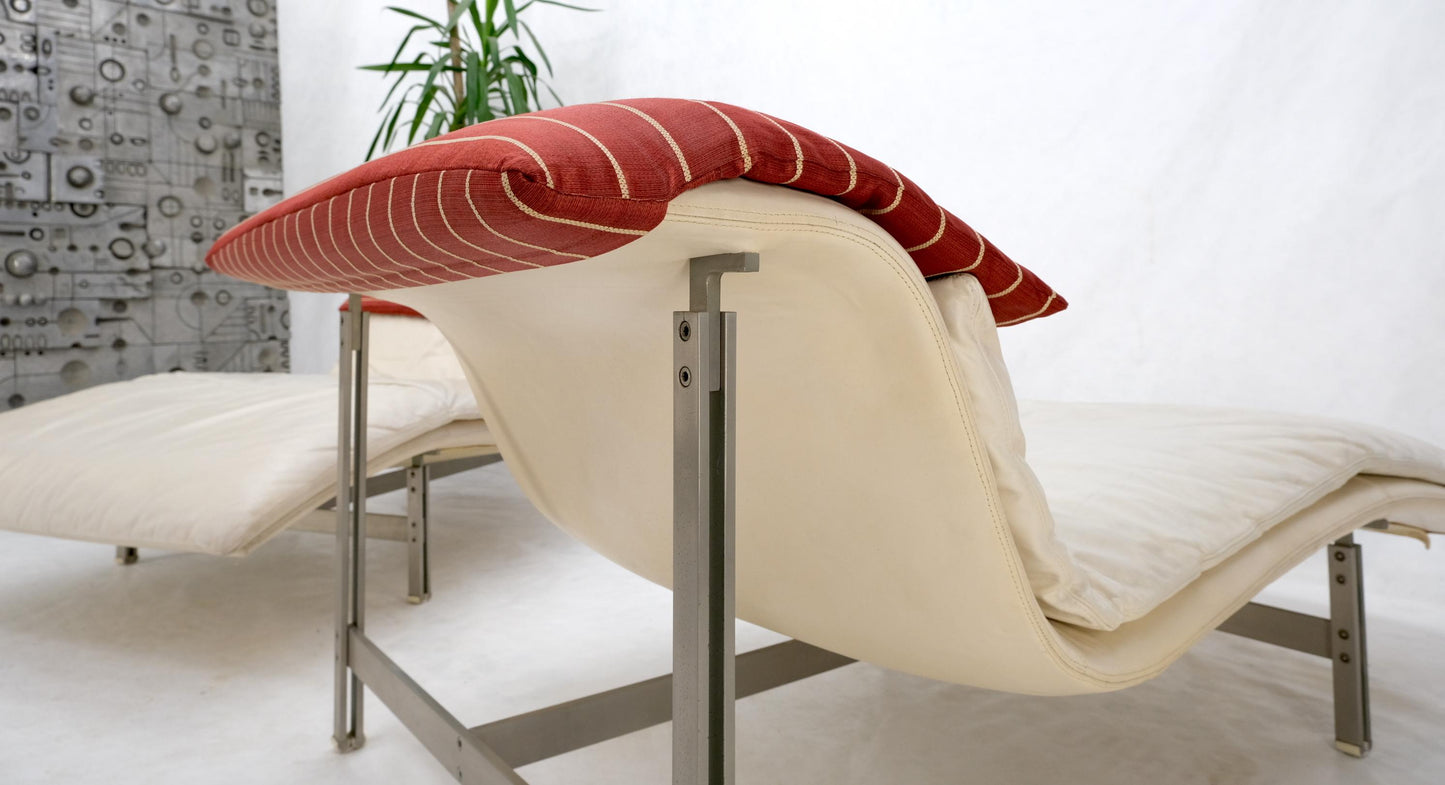 EstablishedLines Pair of Sapority Italian Mid Century Modern Leather Chaise Lounges