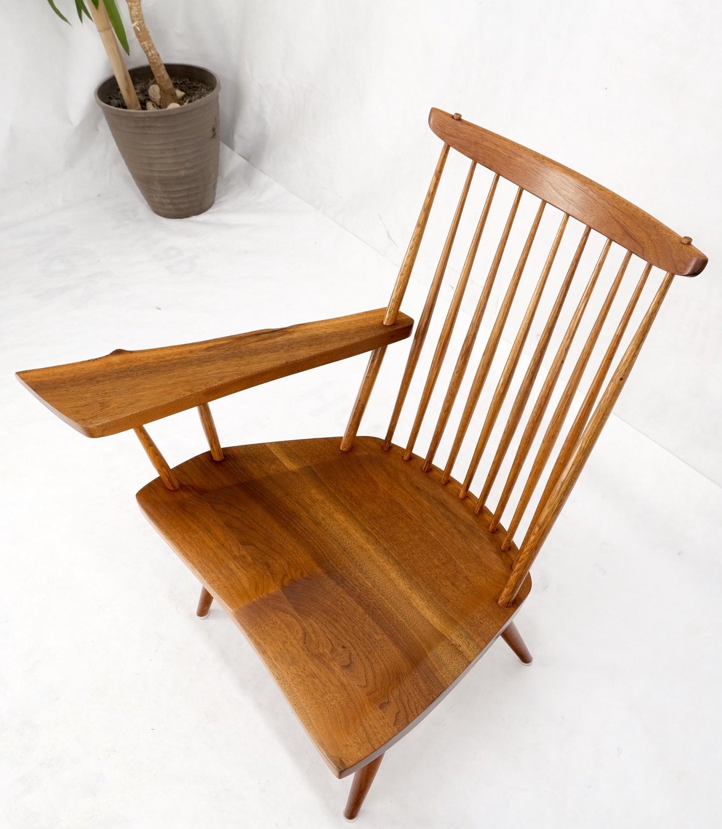 EstablishedLines Mid-Century Modern Solid Oiled Walnut George Nakashima Slab-Arm Lounge Chair