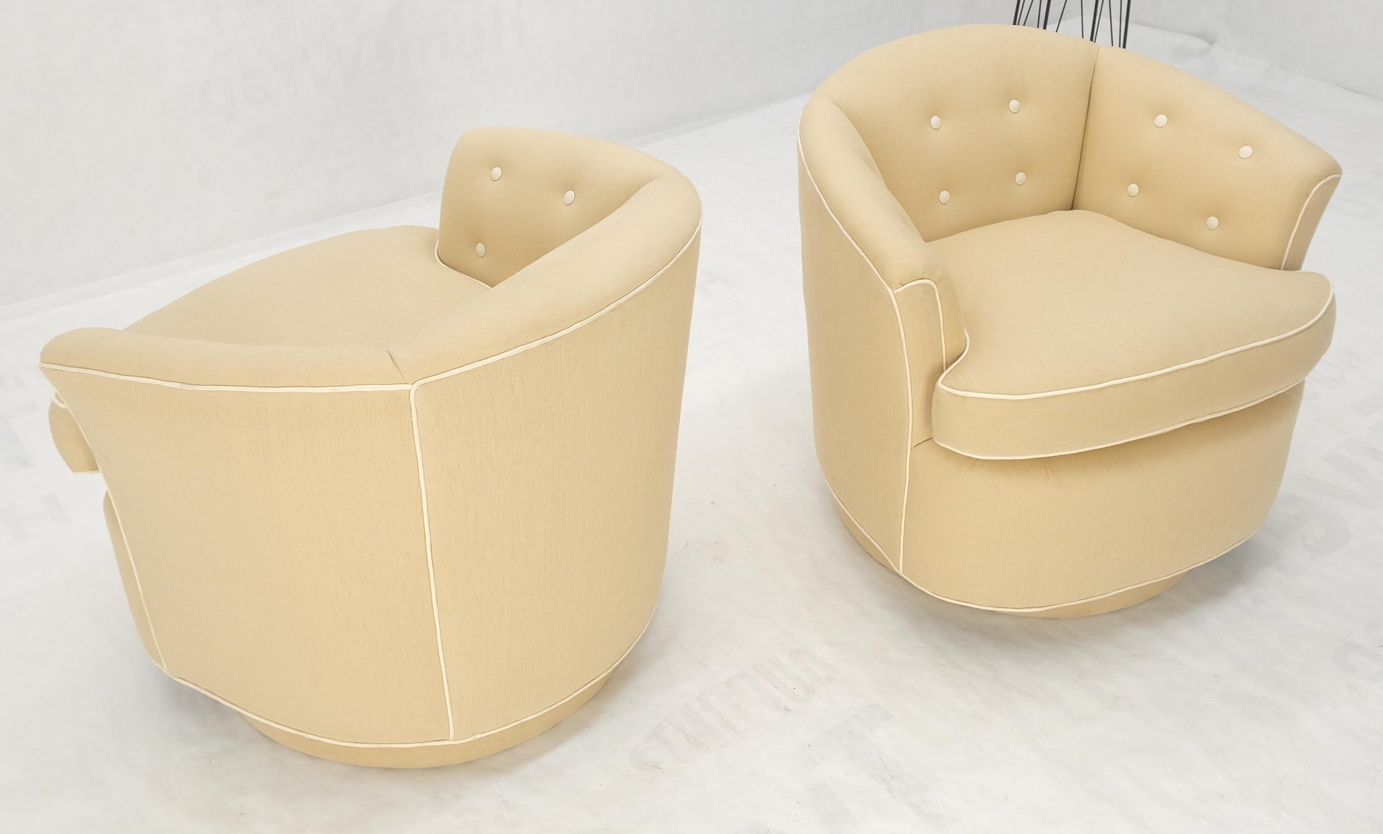 EstablishedLines Pair of New Linen Upholstery Round Swivel Tub Barrel Back Chairs Baughman MINT!
