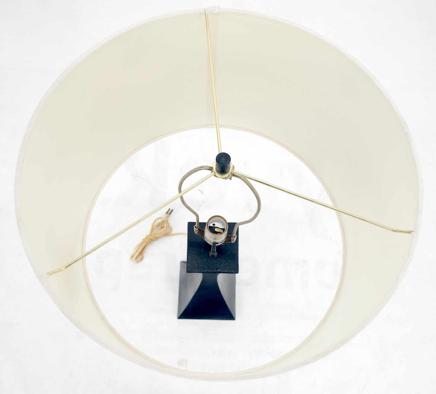 EstablishedLines Mid Century Modern Concave Pyramid Shape c1960s Black Enamel Table Lamp MINT!