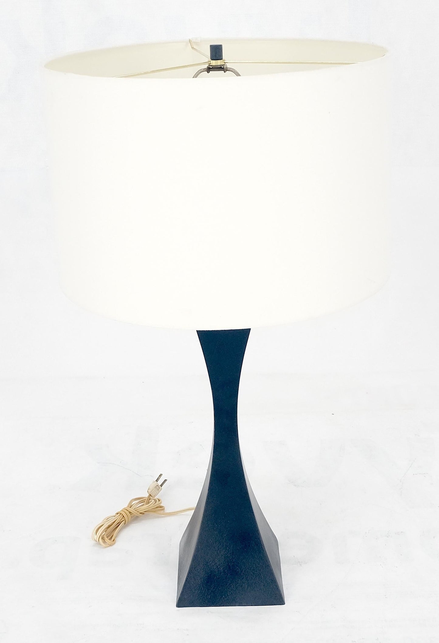 EstablishedLines Mid Century Modern Concave Pyramid Shape c1960s Black Enamel Table Lamp MINT!