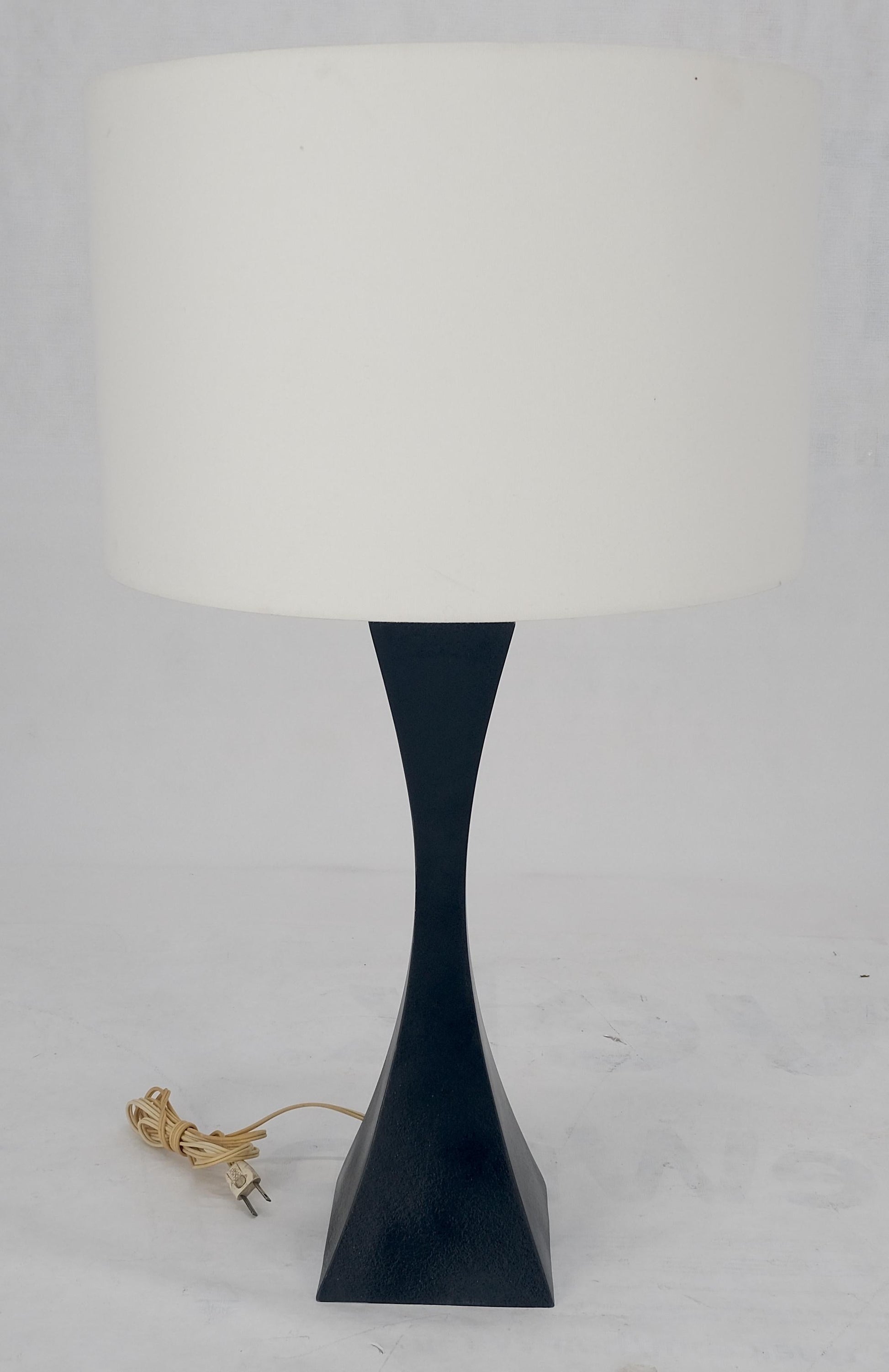 EstablishedLines Mid Century Modern Concave Pyramid Shape c1960s Black Enamel Table Lamp MINT!