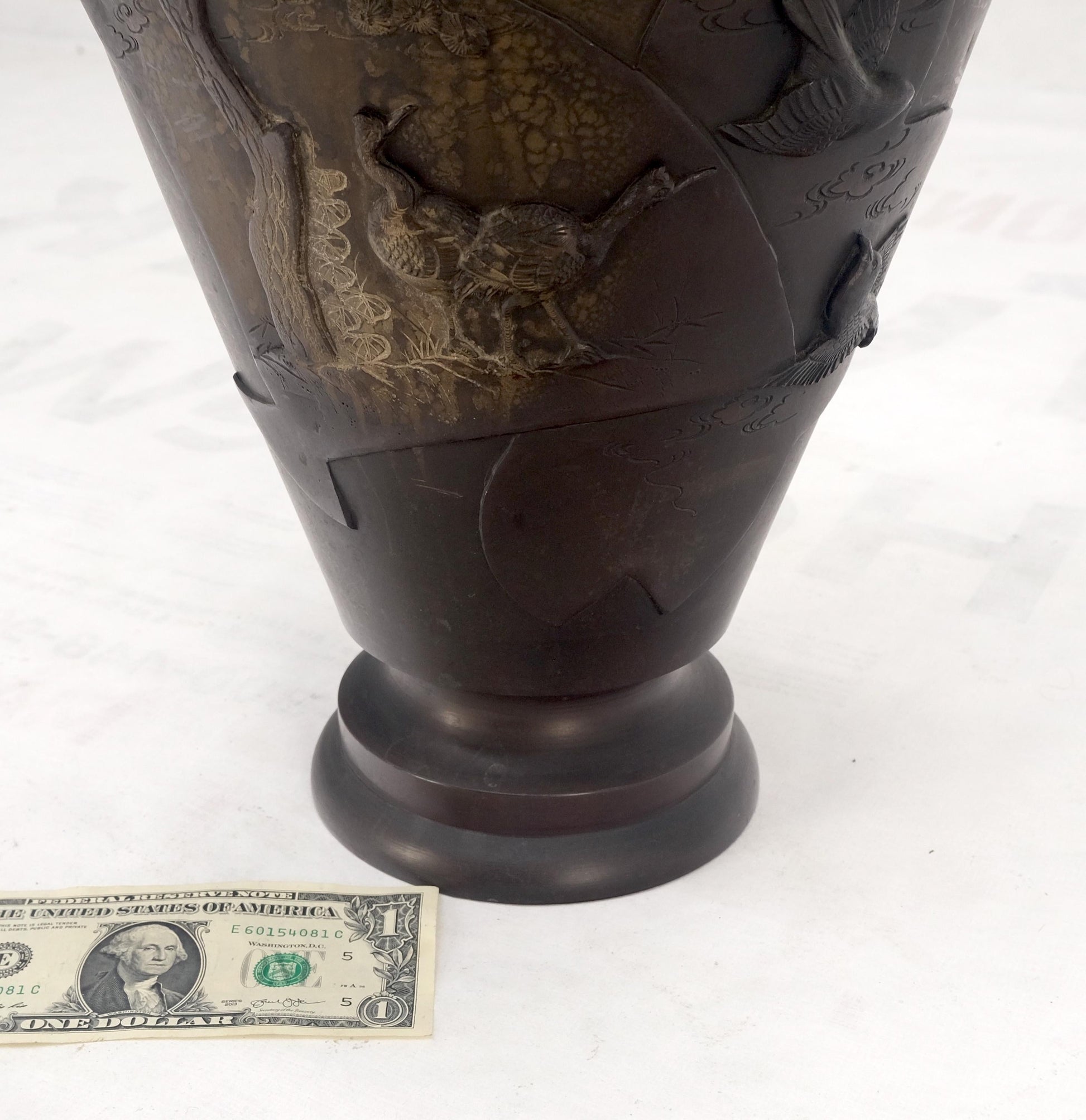 EstablishedLines large Brass or Bronze Asian Two Handles Vase Urn Birds Motif Reliefs Clean!