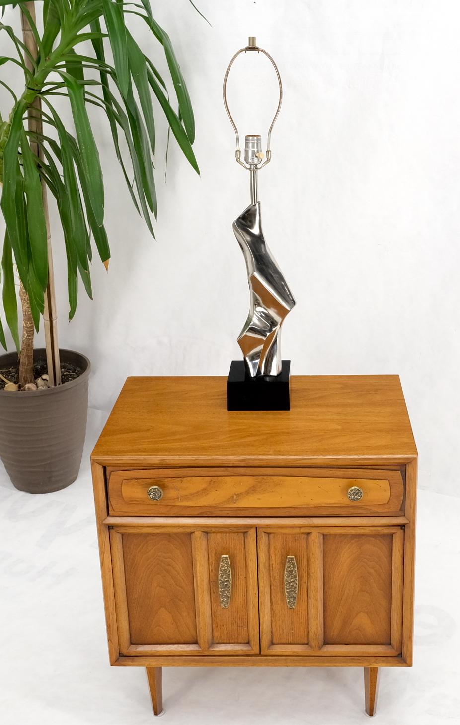 EstablishedLines Abstract Polished Metal Chrome Table Lamp in Style of Picasso