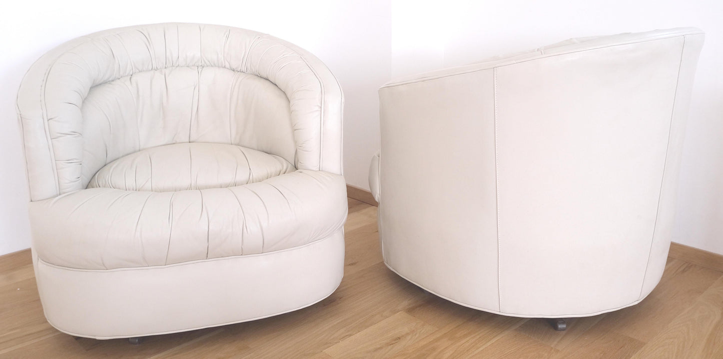 EstablishedLines Pair Barrel Round Back Off White Leather Upholstery Swivel Lounge Chairs MINT!