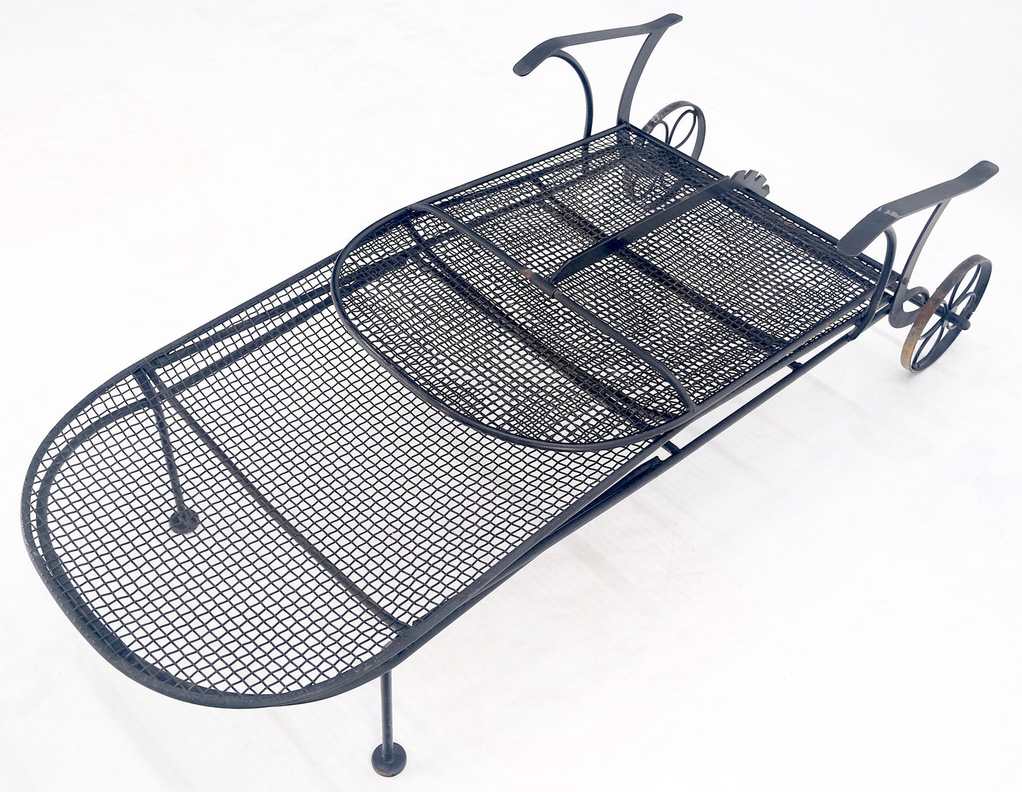 EstablishedLines Russel Woodard Mesh Body Adjustable Back Chaise Lounge on Wheels 1960s MINT