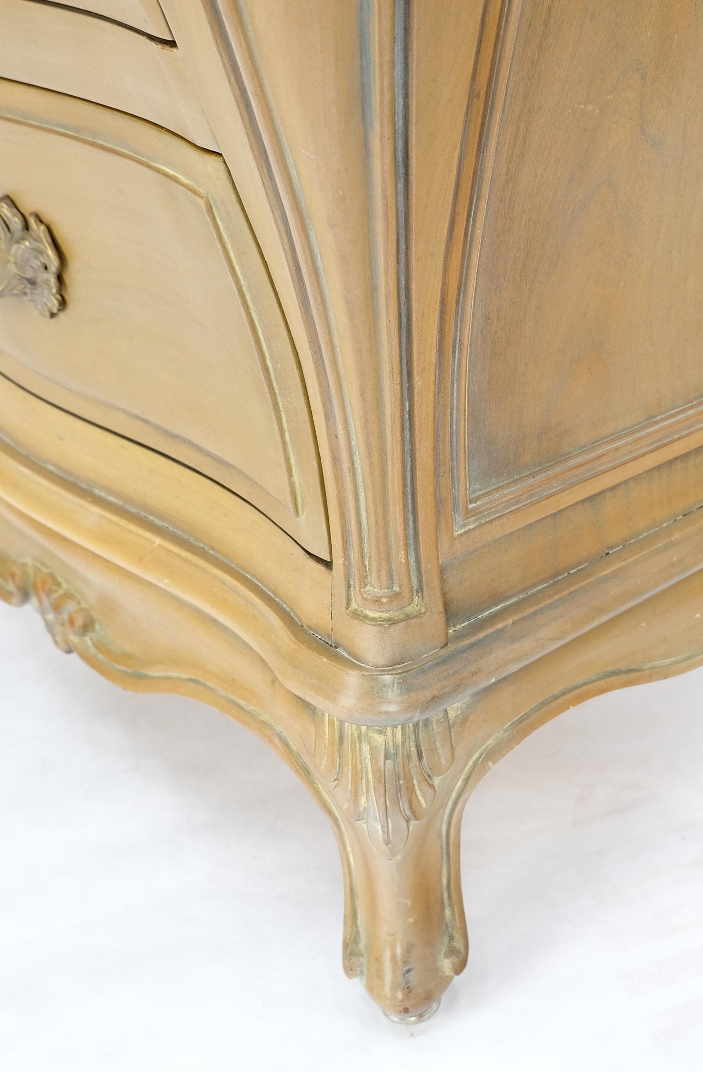 EstablishedLines Pair Bombe White Wash Pickled Burl Wood Night Stands End Tables Brass Pulls Mint