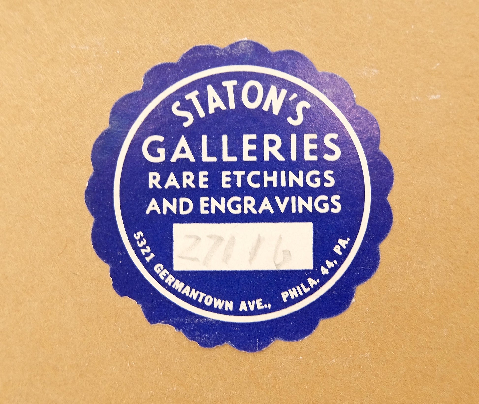 EstablishedLines Round Carved Gold Gilt Wood Floral Lotus Baroque Wall Mirror c1920s MINT