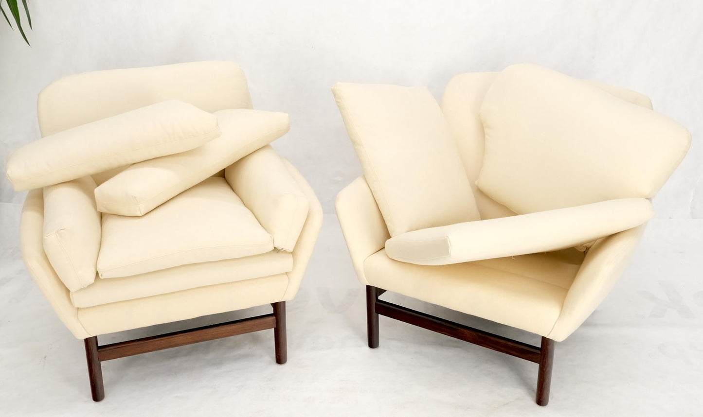 EstablishedLines Solid Rosewood Dowel Shape Legs New Soft Wool Upholstery Danish Lounge Chairs