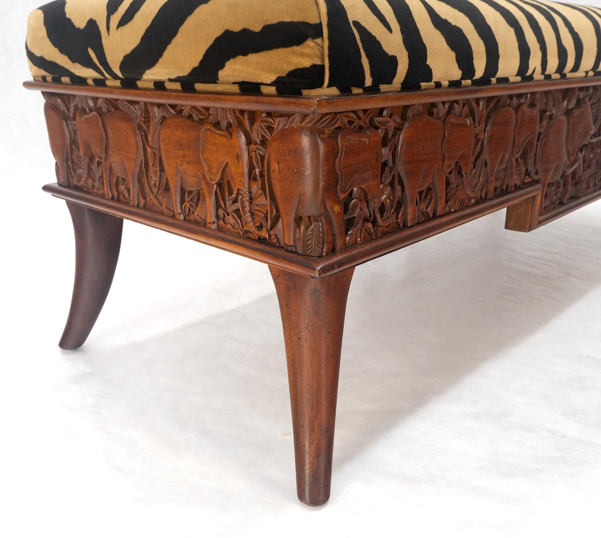 EstablishedLines Heavy Solid Carved Elephants Teak Base Tiger Upholstery Horn Leg Bench MINT!