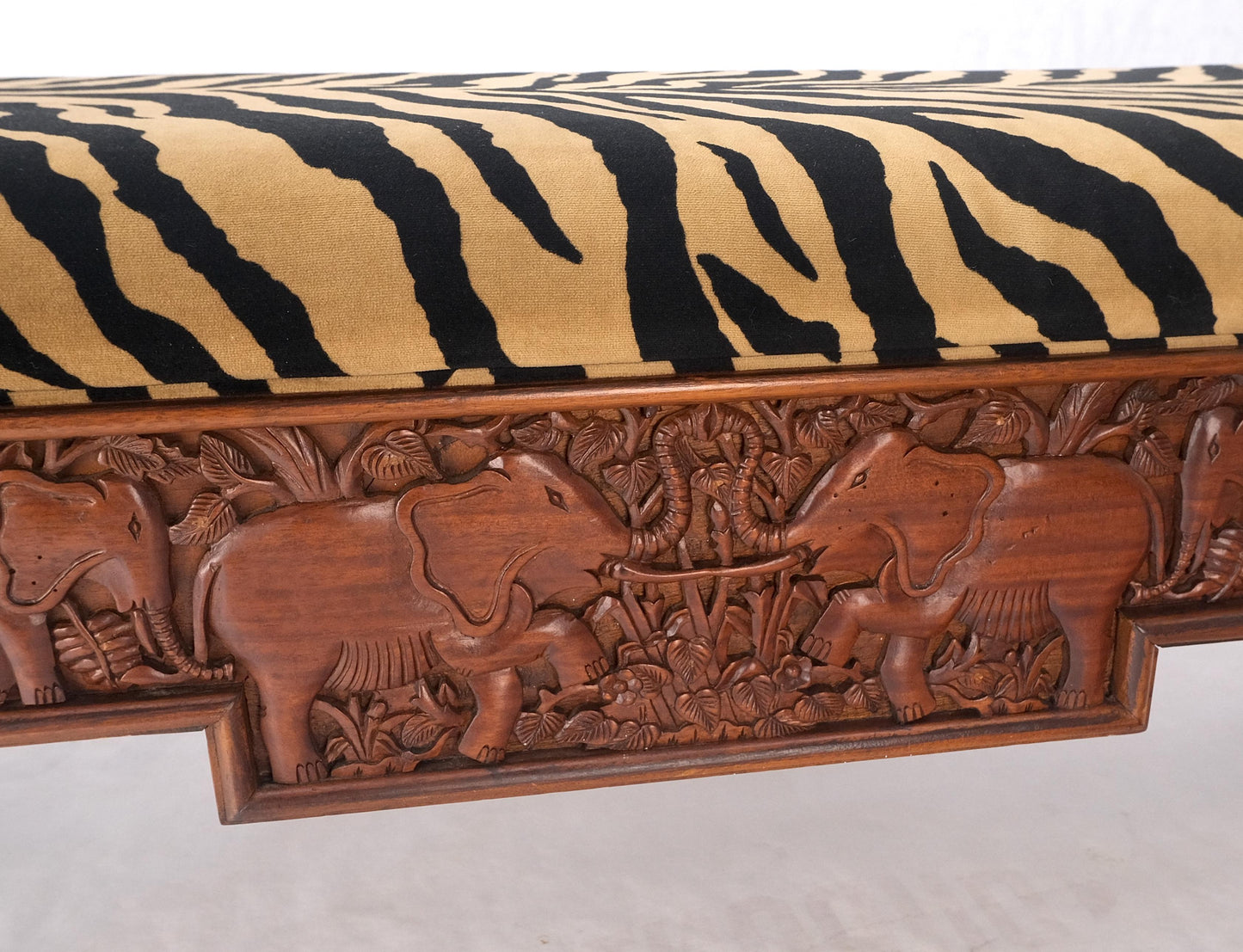 EstablishedLines Heavy Solid Carved Elephants Teak Base Tiger Upholstery Horn Leg Bench MINT!