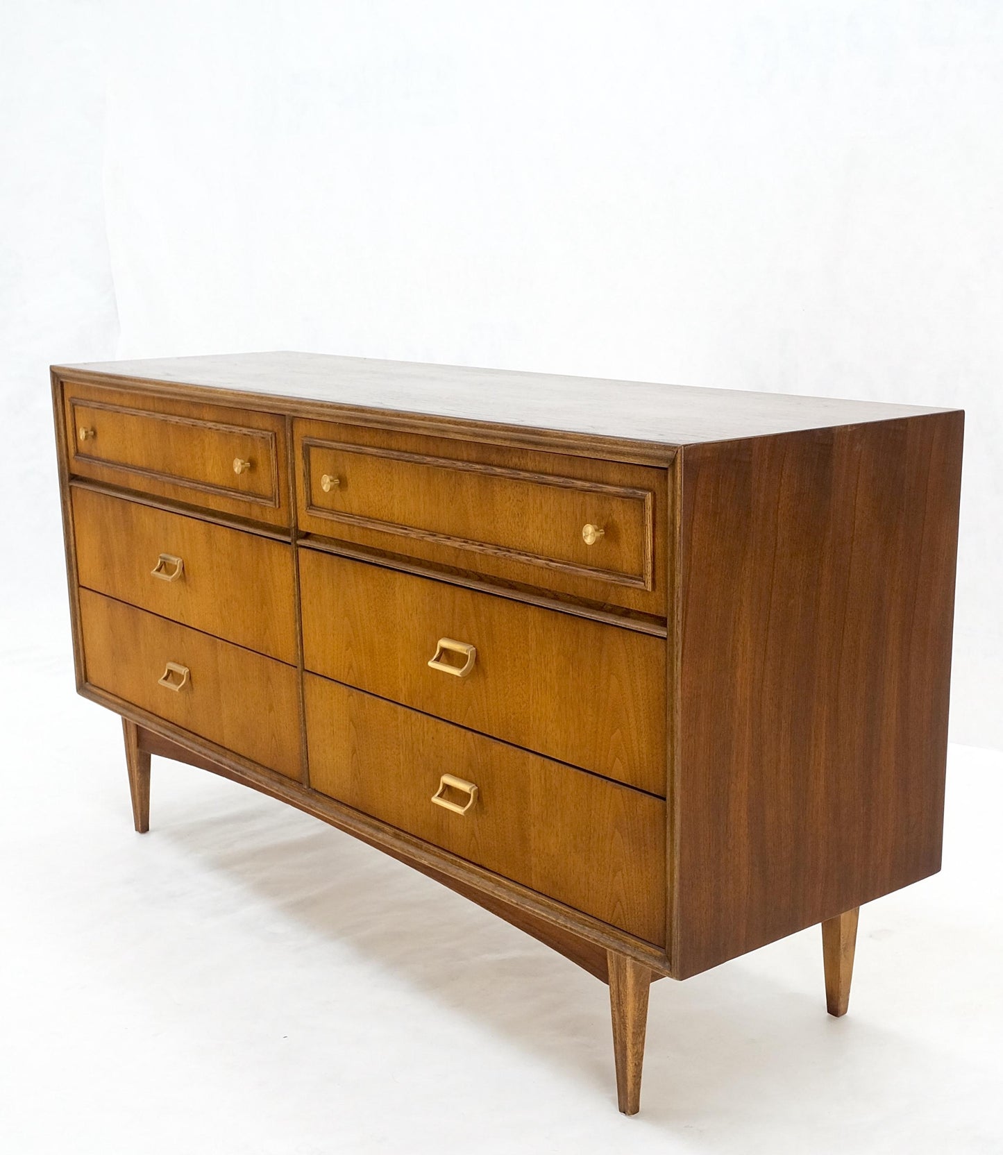 EstablishedLines American Mid Century Modern 6 Drawers Walnut Dresser Brass Hardware MINT!