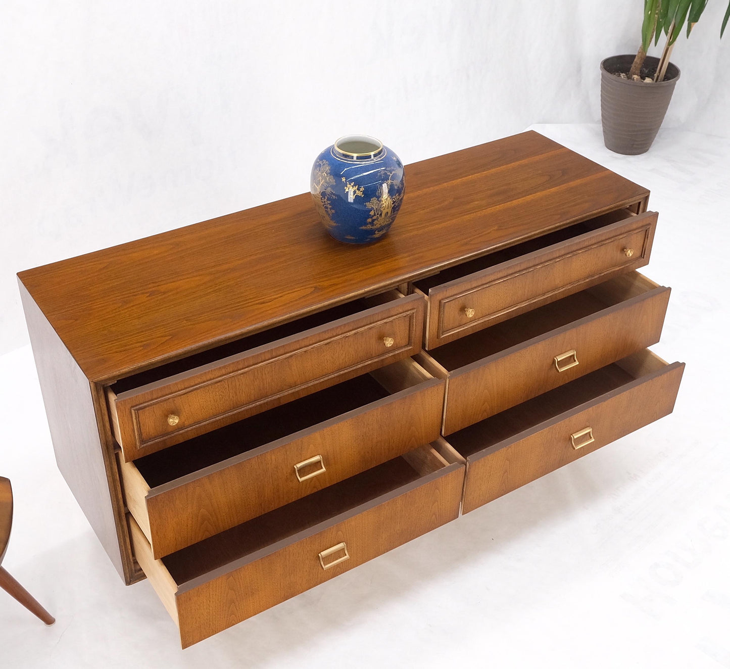 EstablishedLines American Mid Century Modern 6 Drawers Walnut Dresser Brass Hardware MINT!